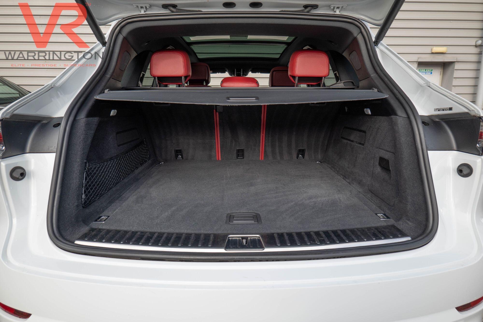 Porsche Cayenne view 18