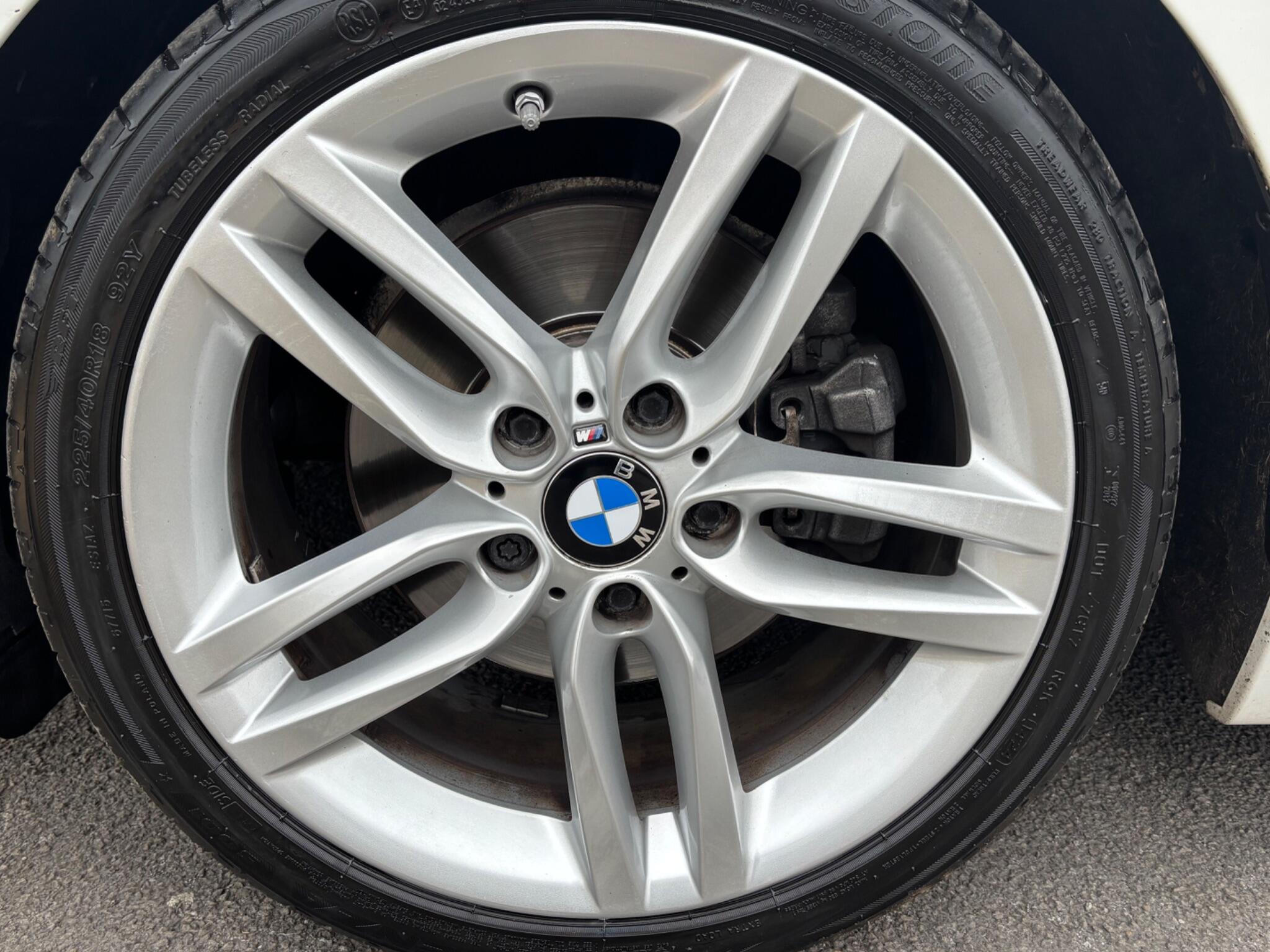 BMW 2 Series view 35