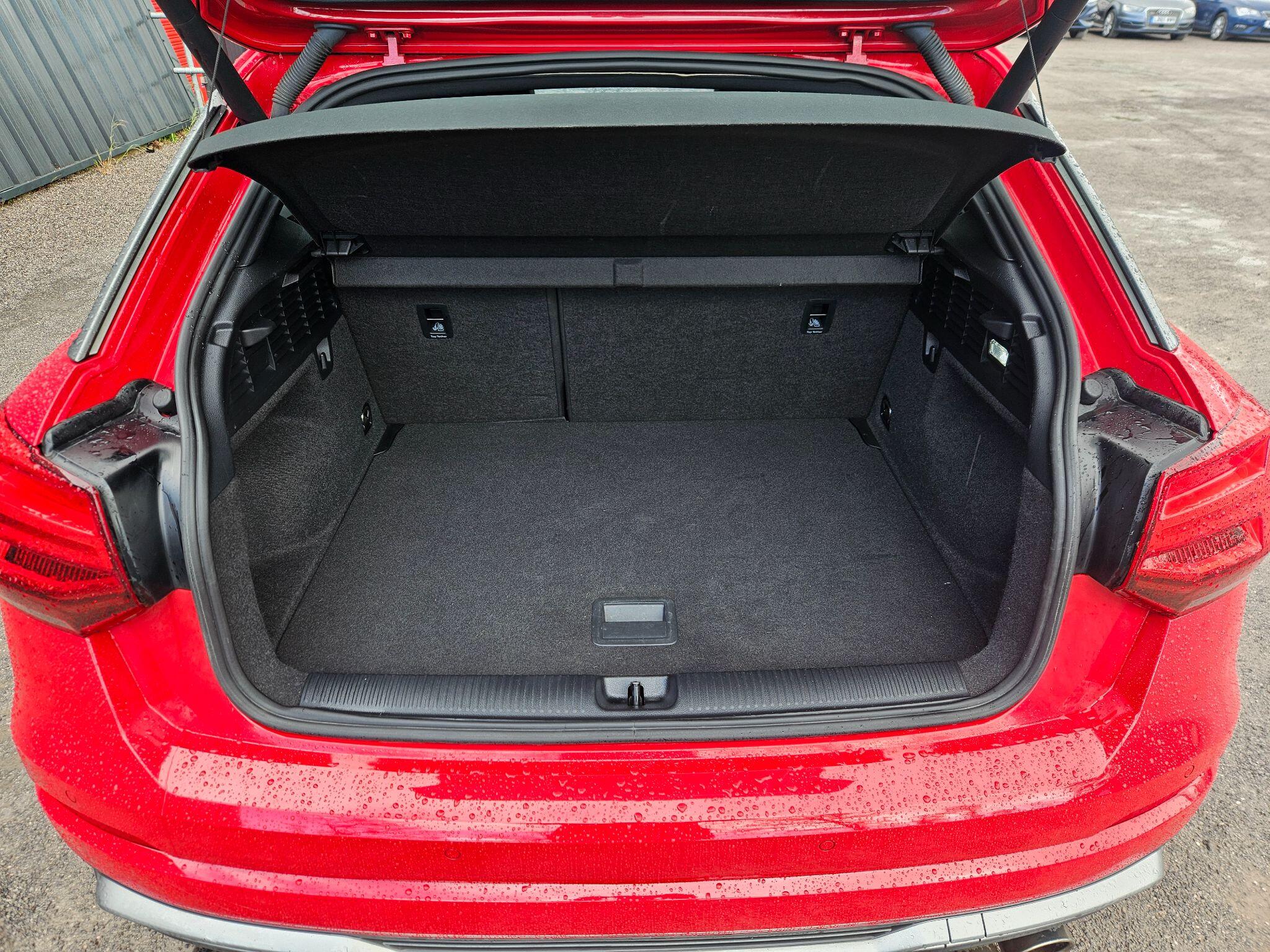 2019 Audi SQ2 image 58