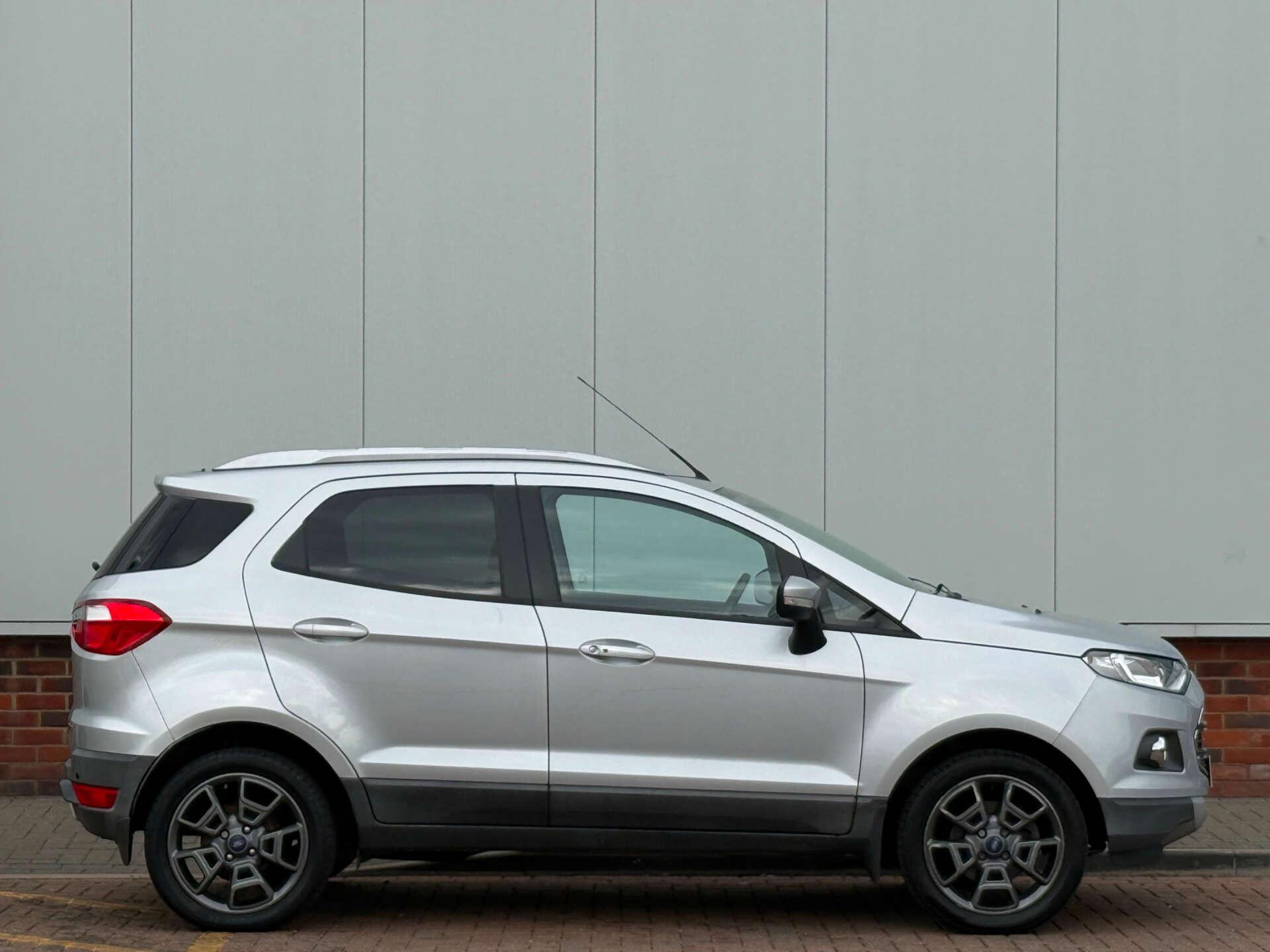 Ford Ecosport view 7