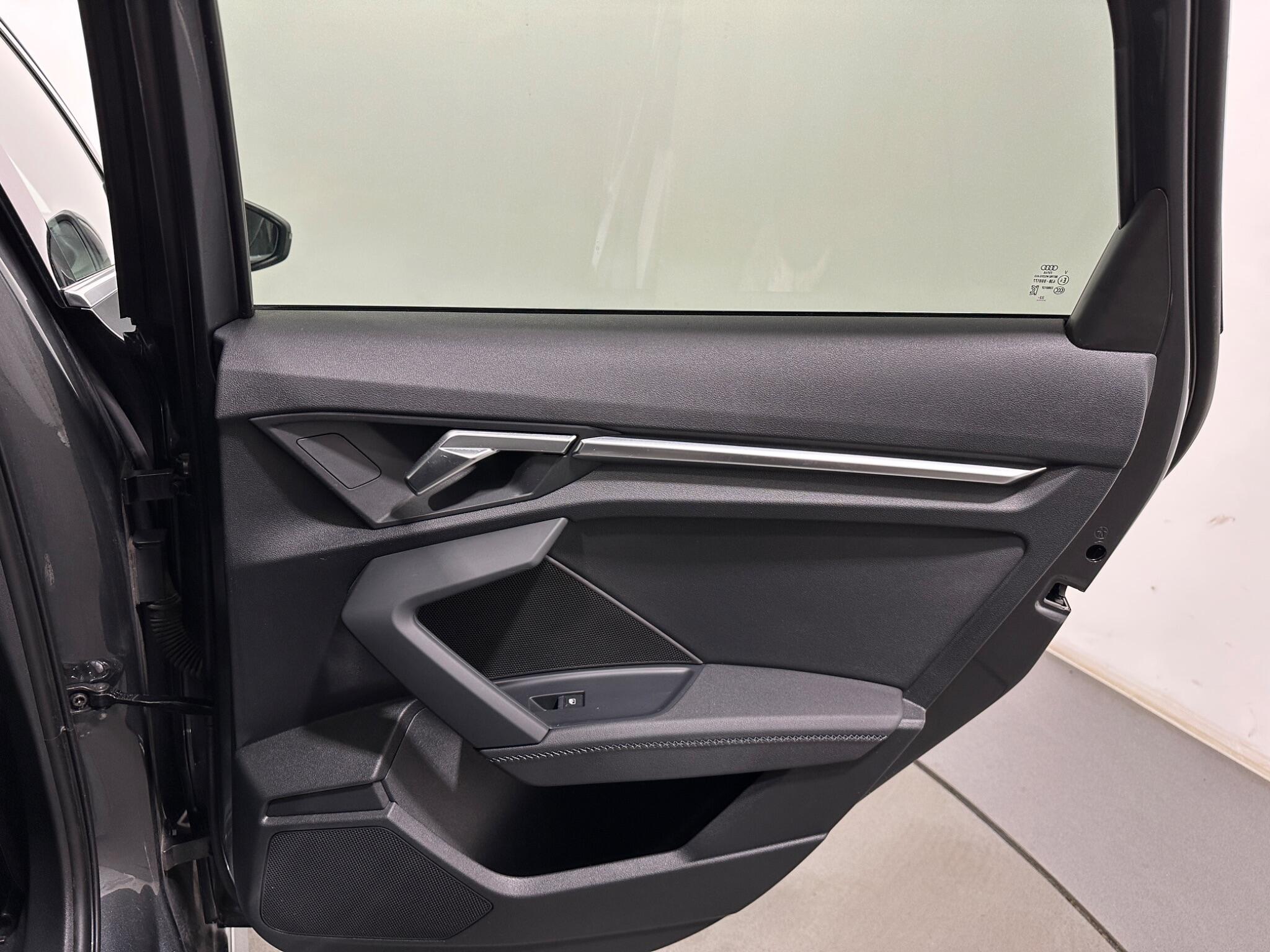 Audi A3 view 41