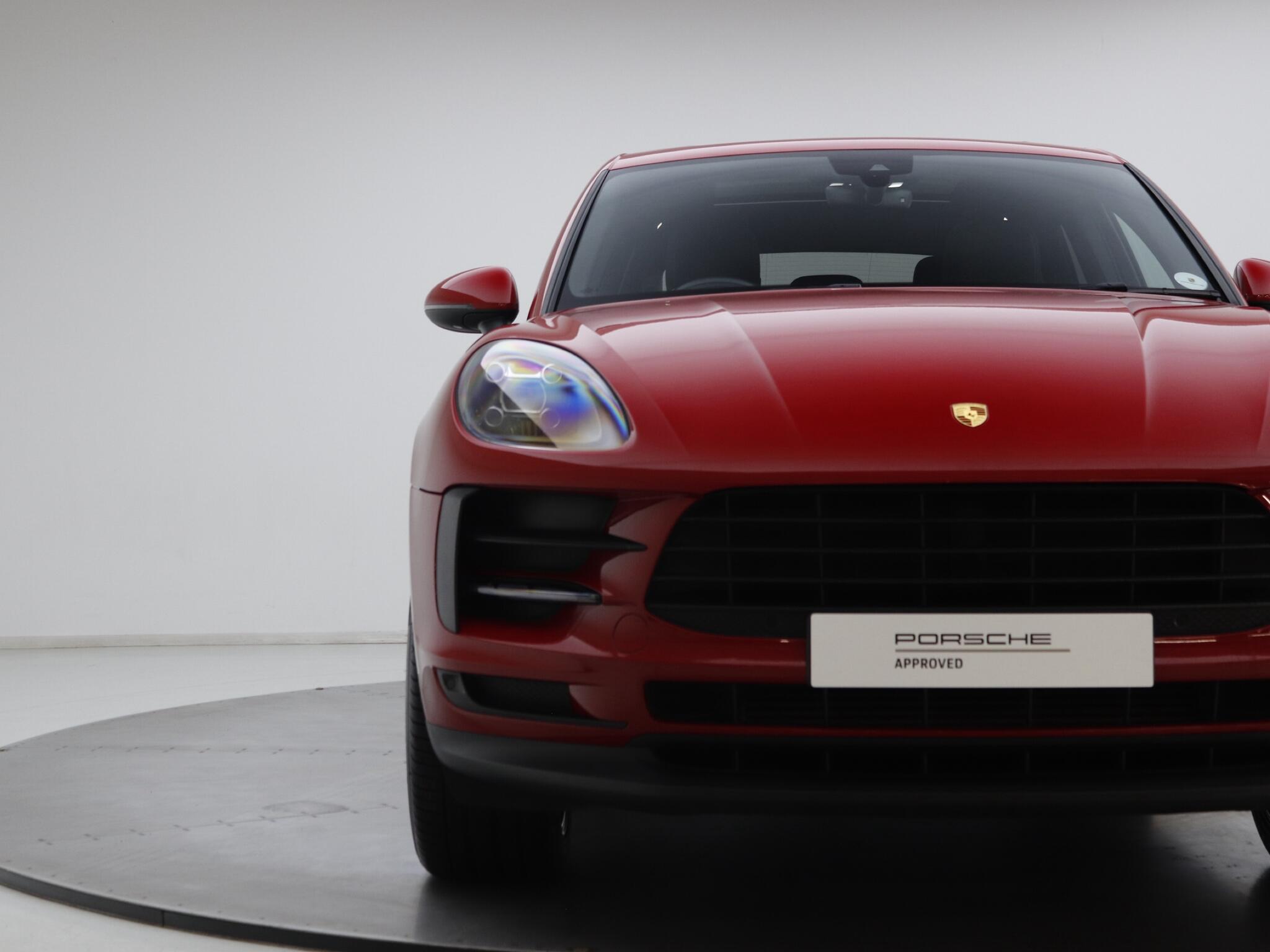 Porsche Macan view 24