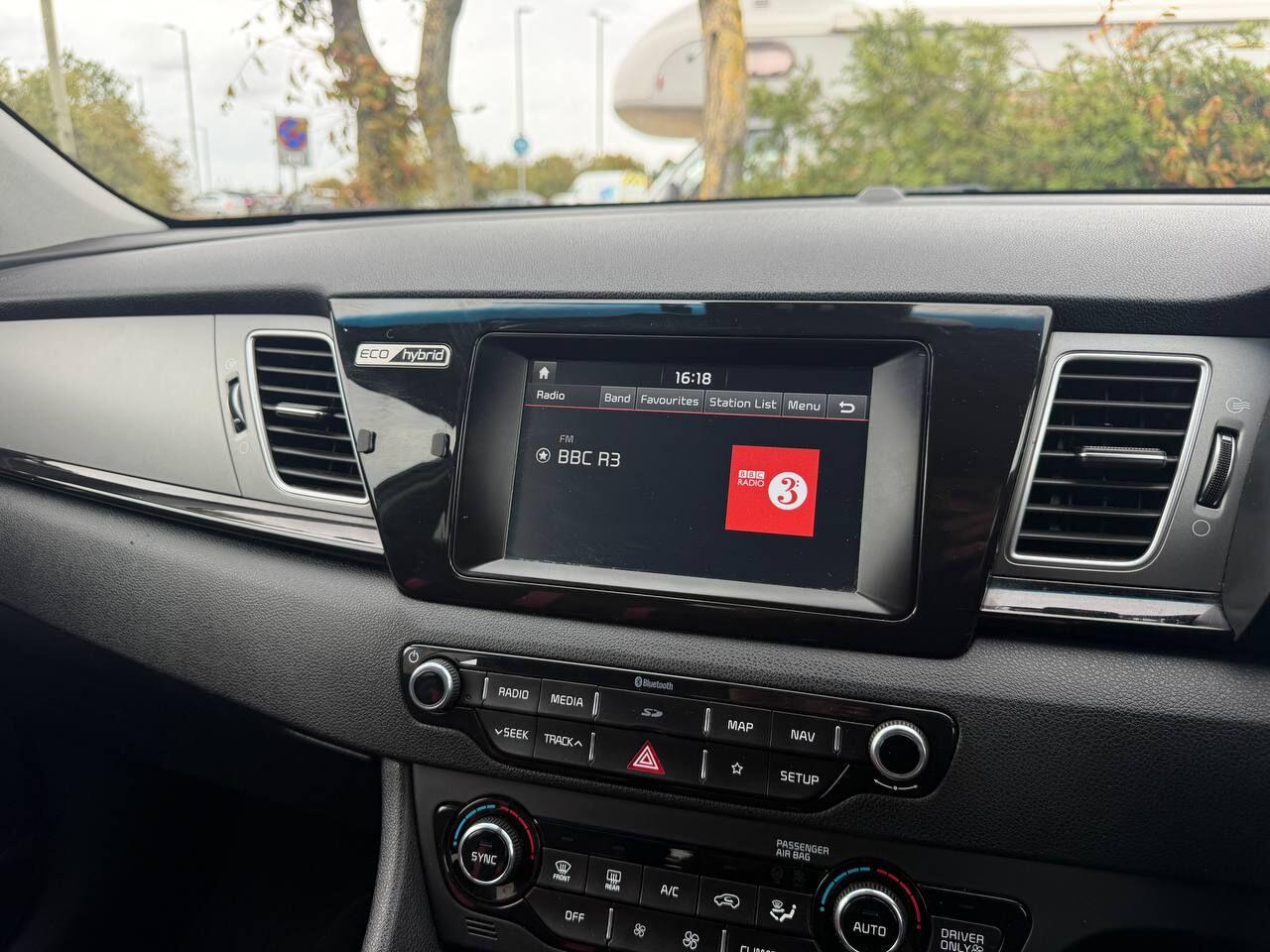 Kia Niro view 36