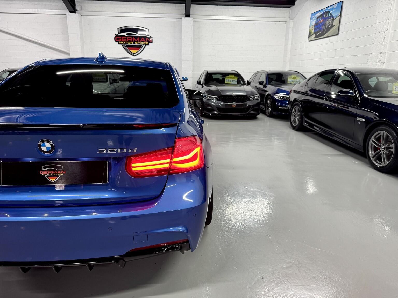 BMW 3 Series view 24