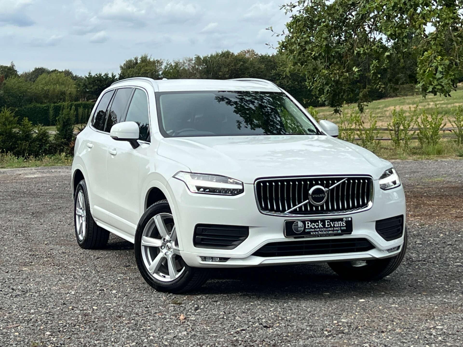 Volvo XC90 view 35