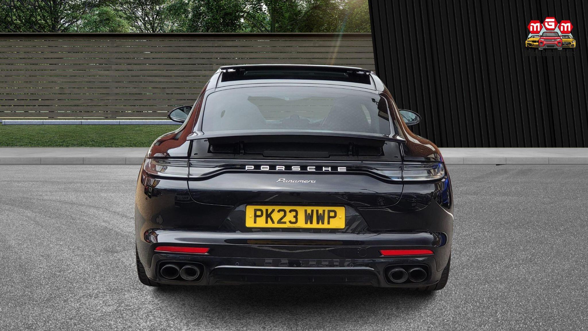 Porsche Panamera view 9