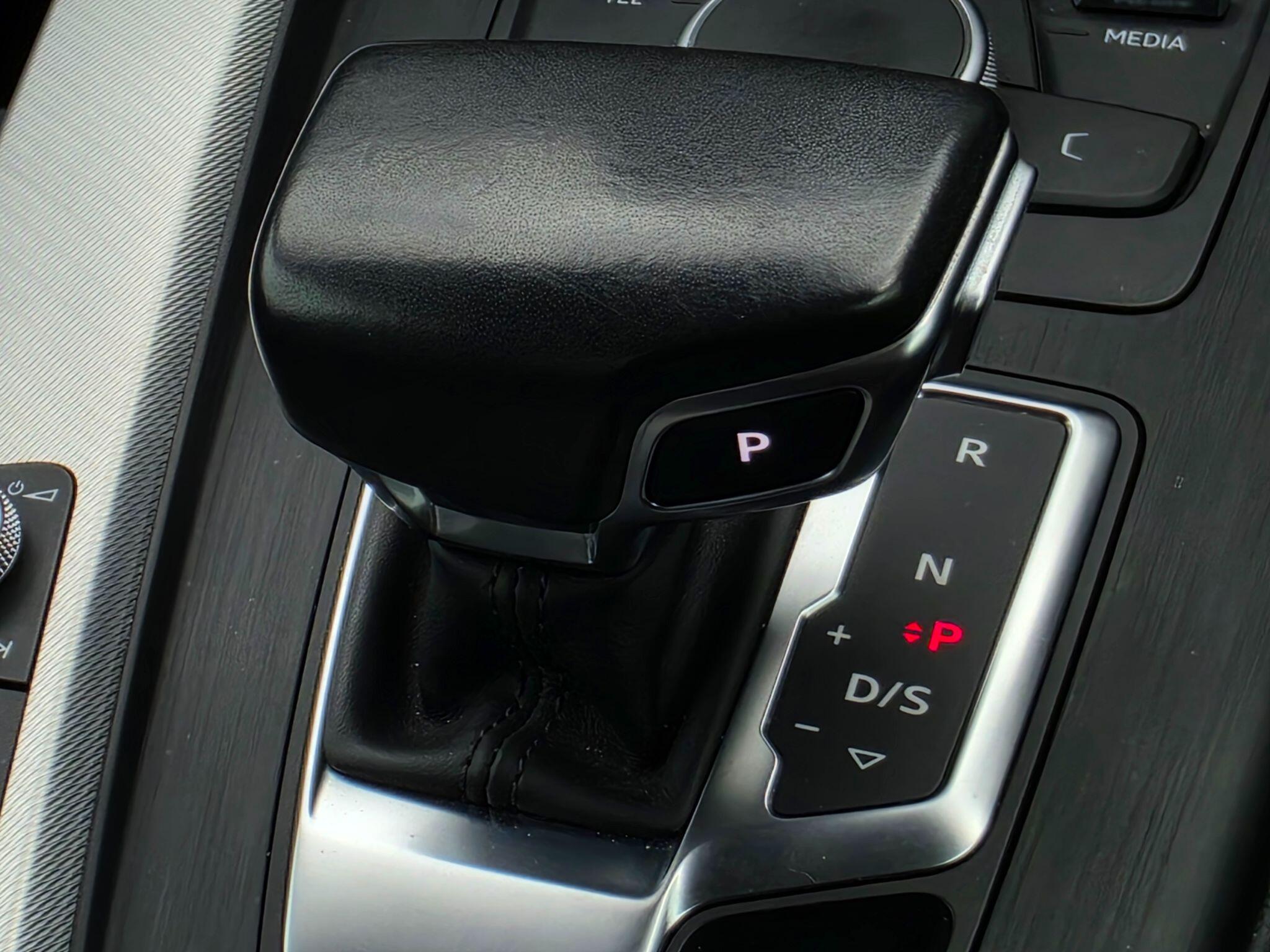 Audi A5 view 24