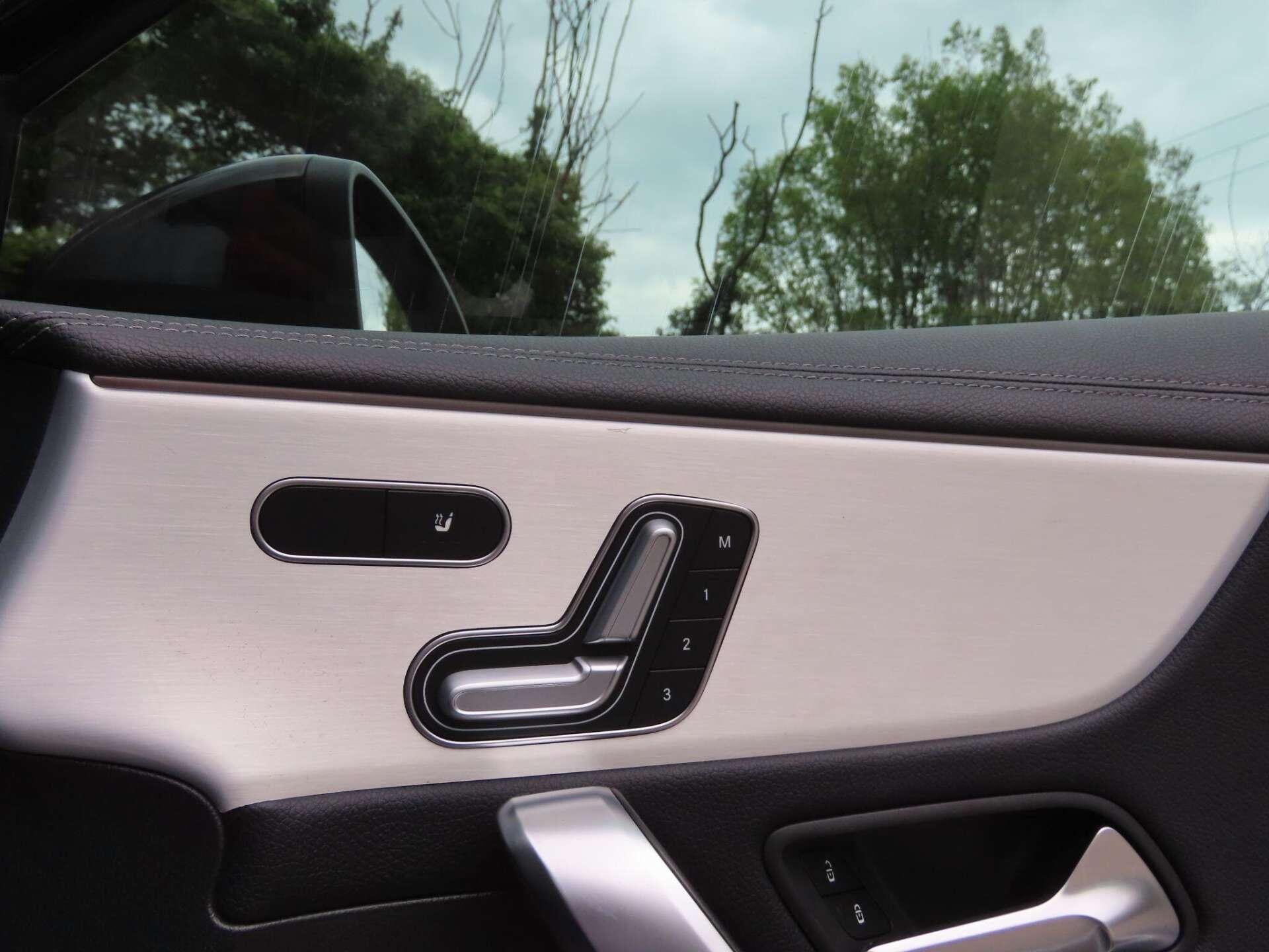 Mercedes-Benz A-Class view 17