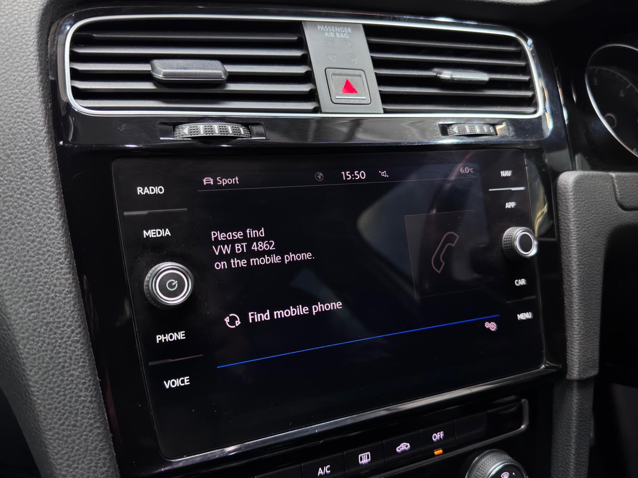 Volkswagen Golf view 17