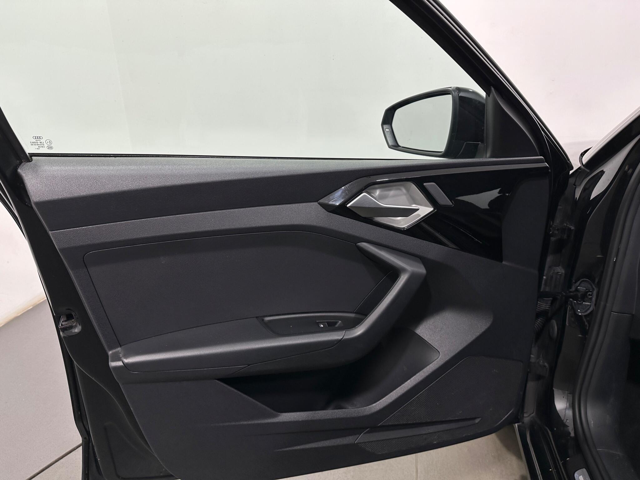 Audi A1 view 35