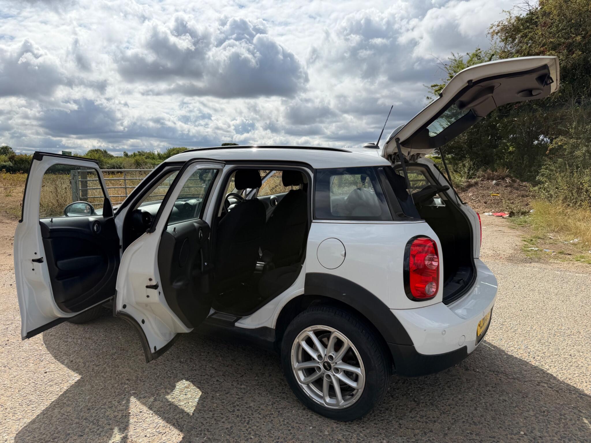 Mini Countryman view 27
