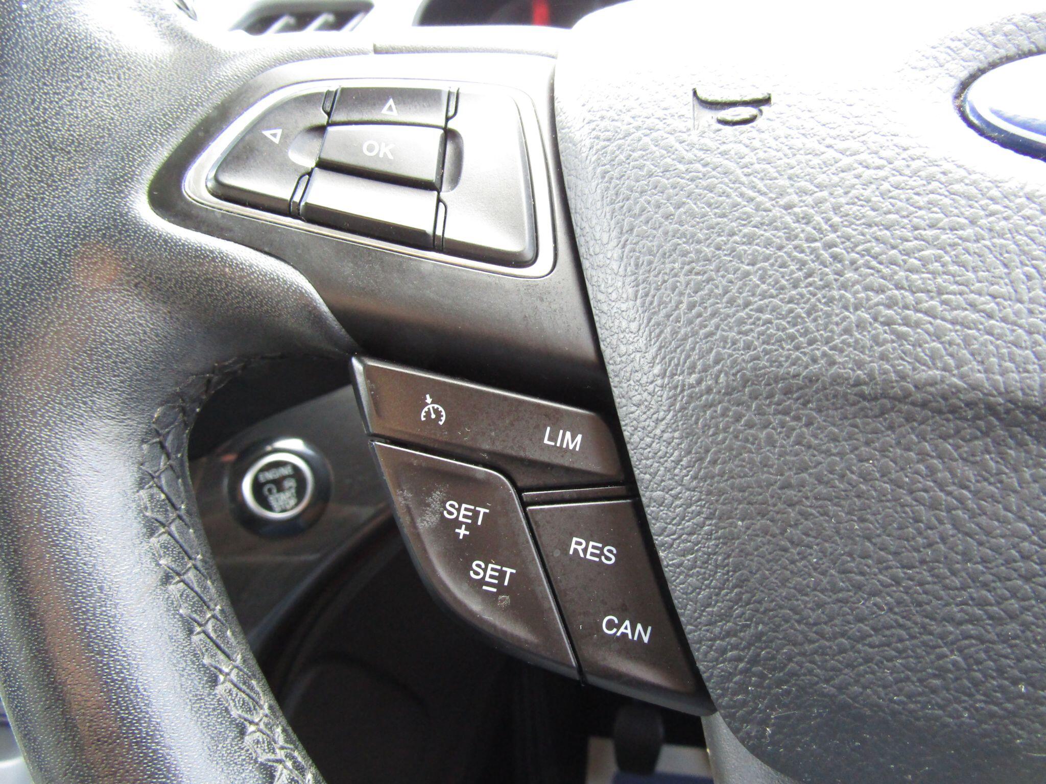Ford Kuga view 17