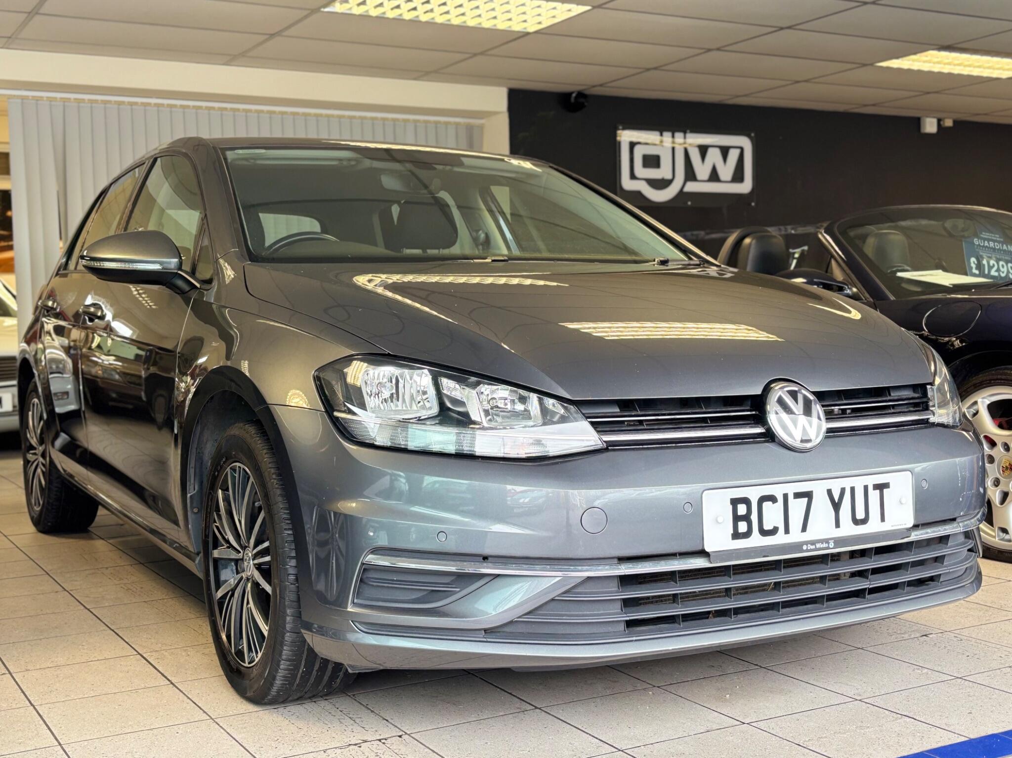Volkswagen Golf view 28