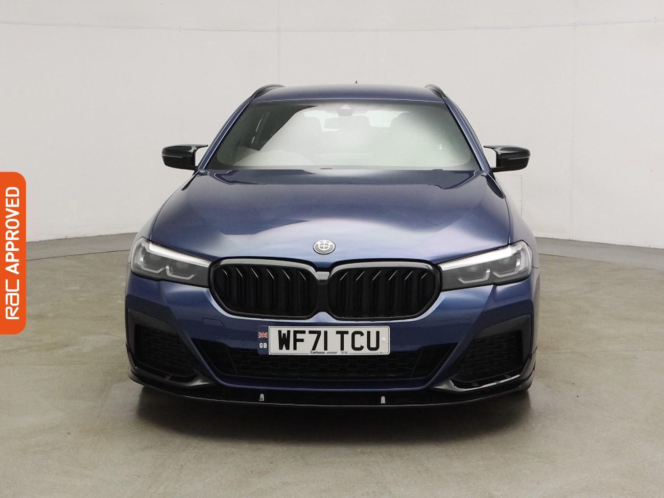 BMW 5 Series view 8