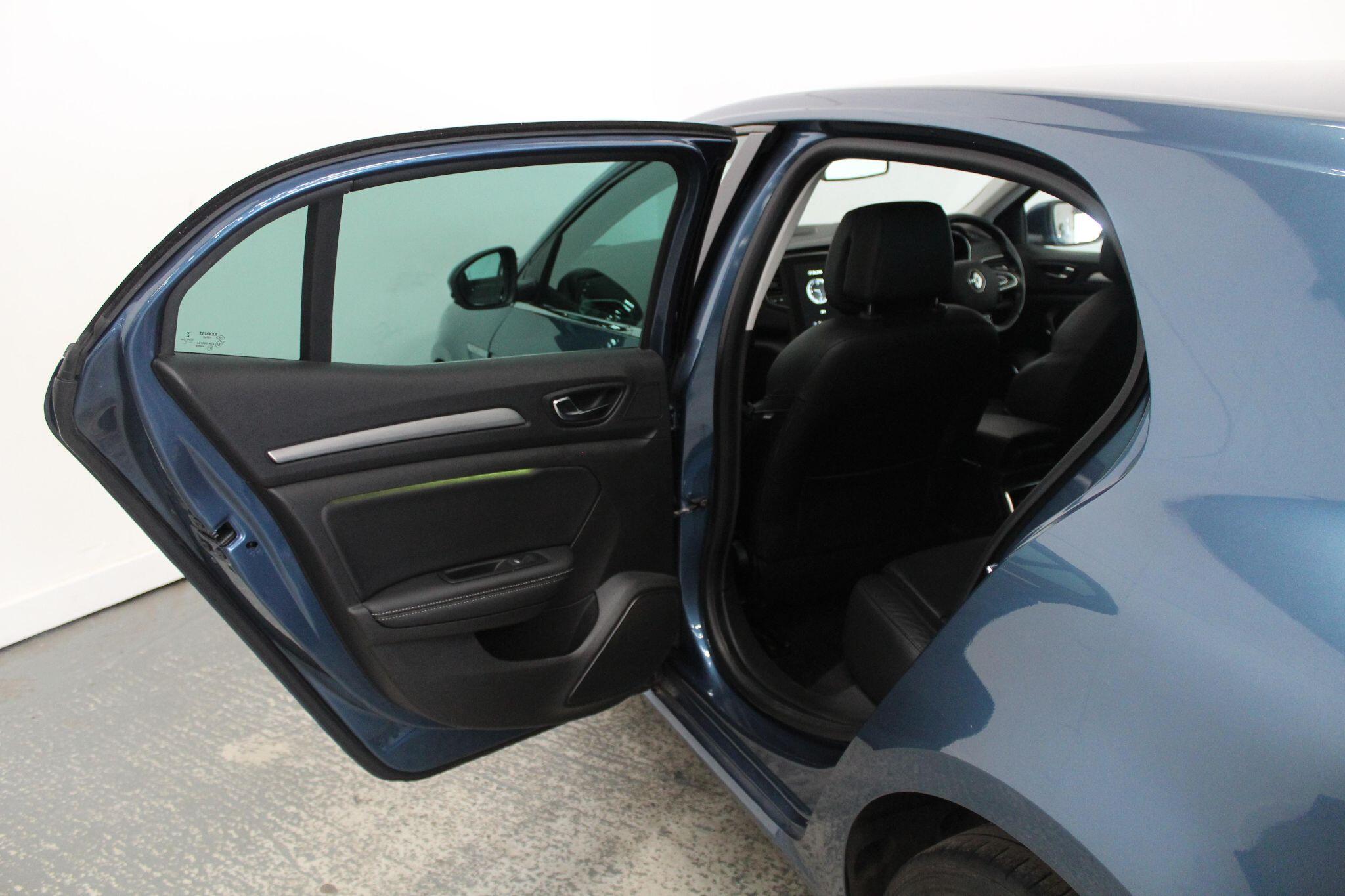 Renault Megane view 26