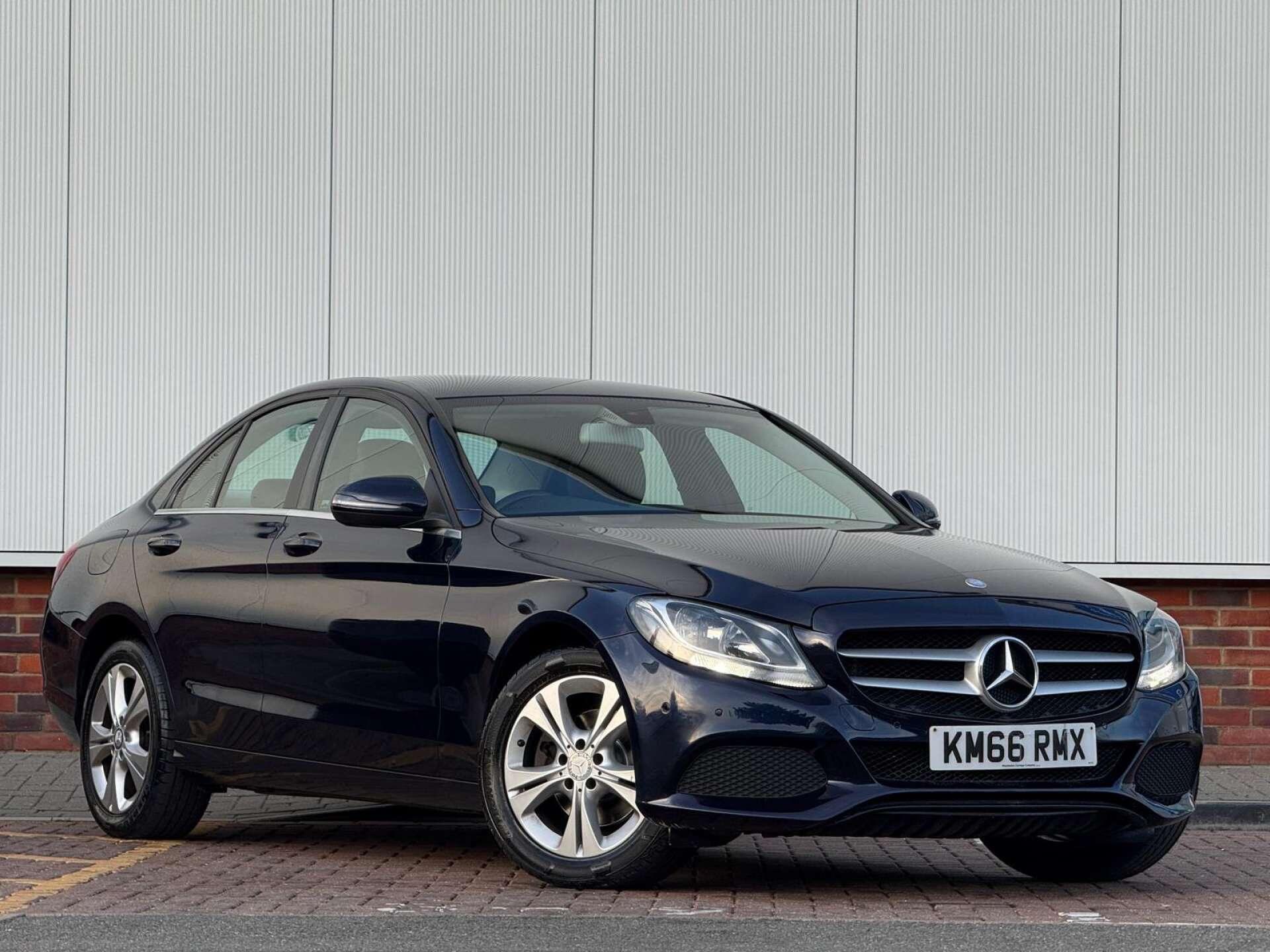 Mercedes-Benz C Class view 10
