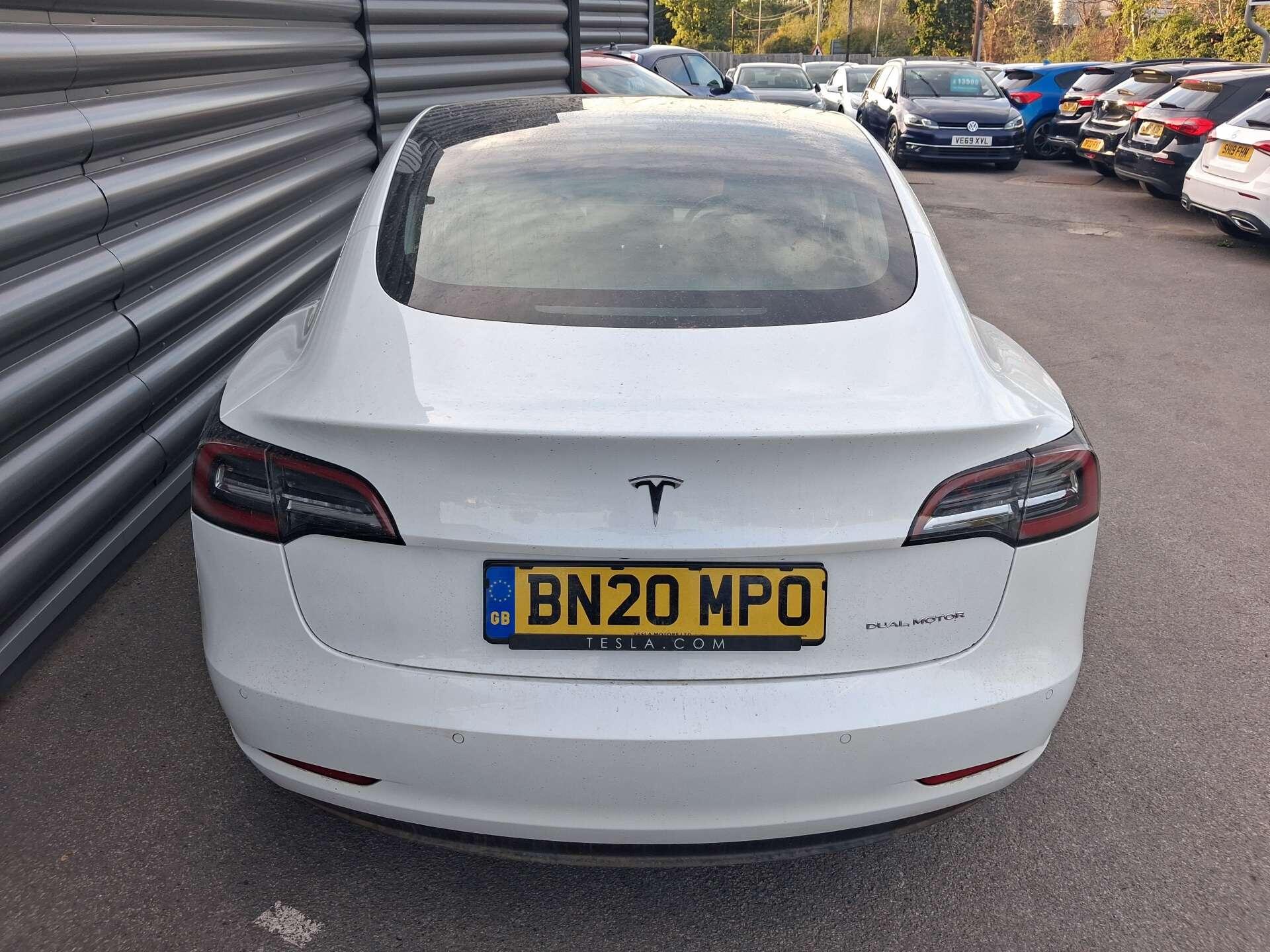 Tesla Model 3 view 5