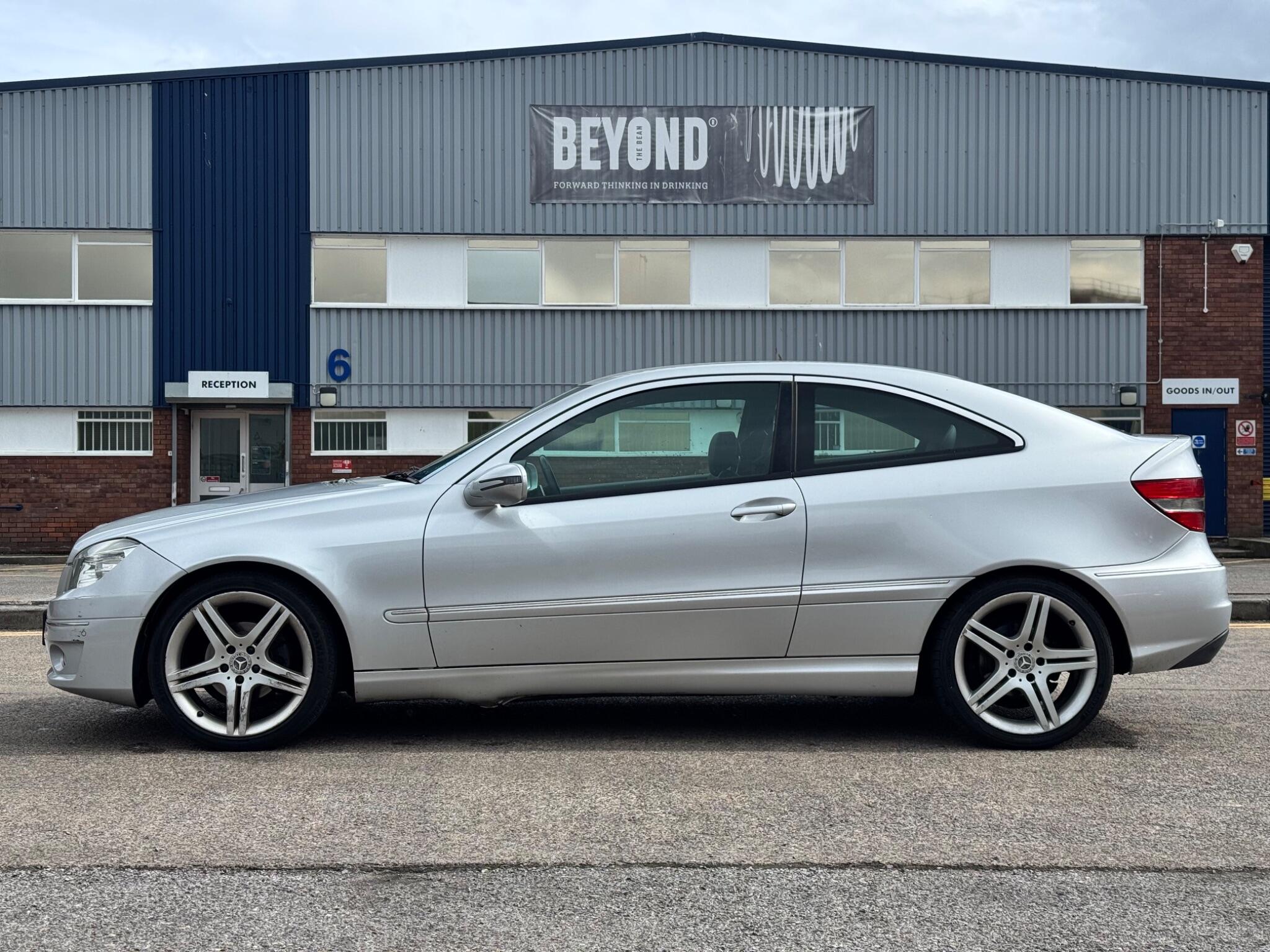 Mercedes-Benz CLC view 10