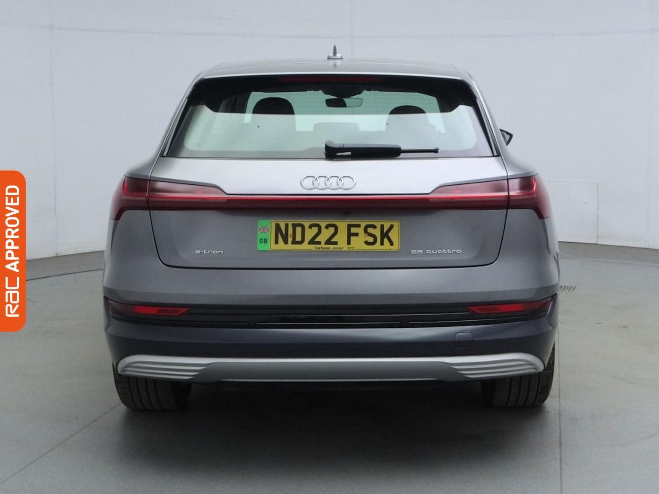 Audi E-Tron view 9