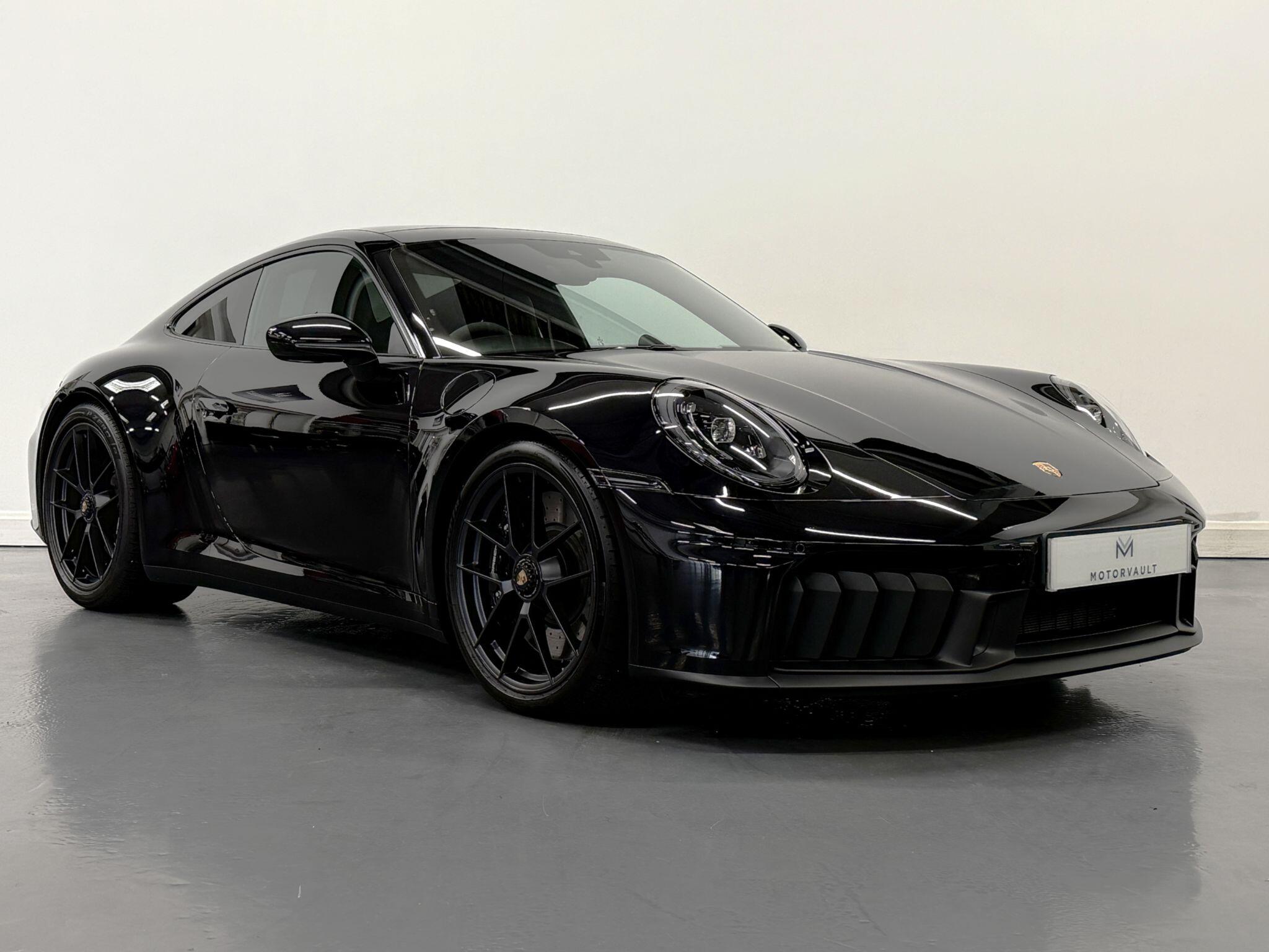 Porsche 911 view 6
