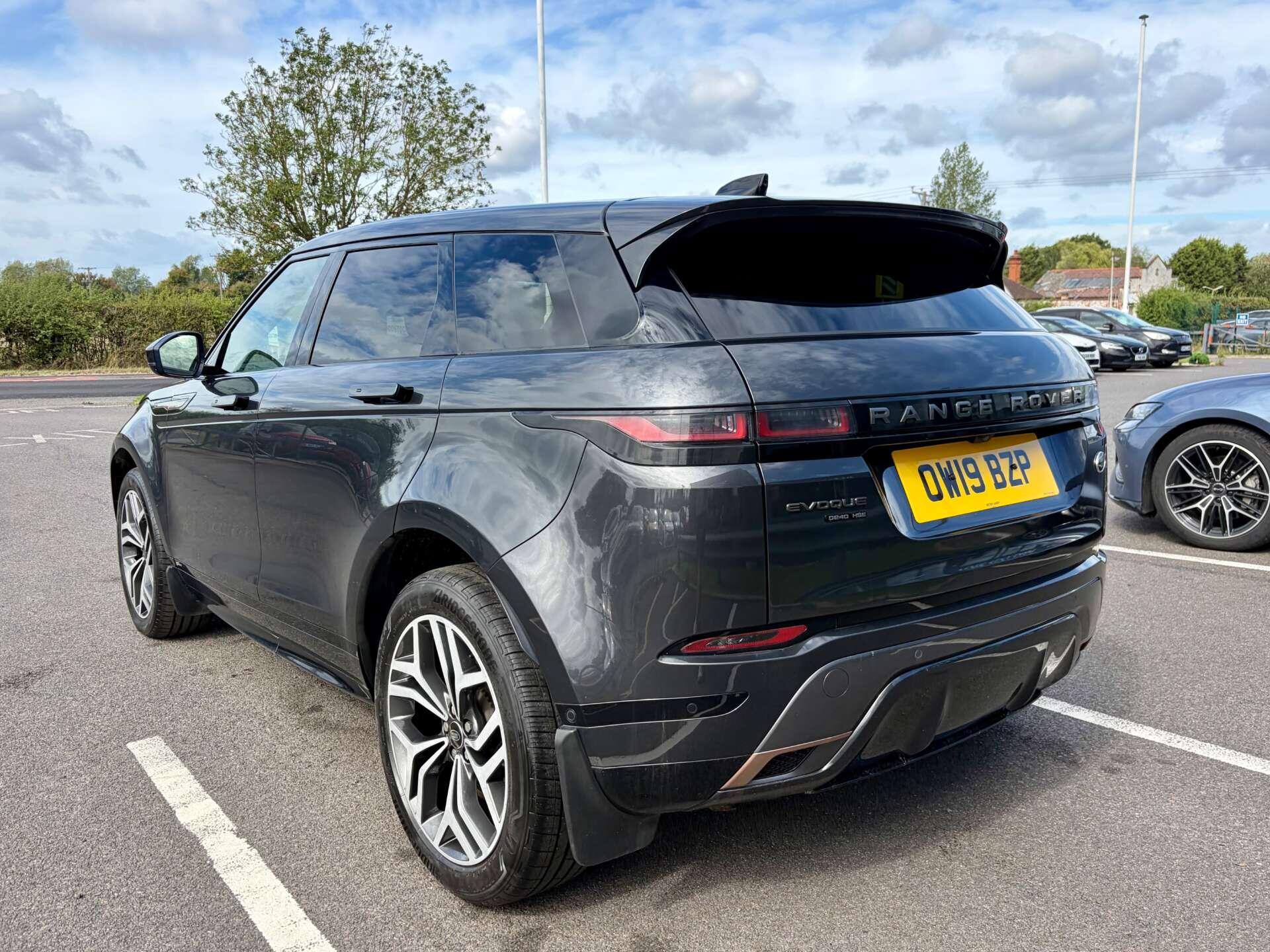 Land Rover Range Rover Evoque view 6