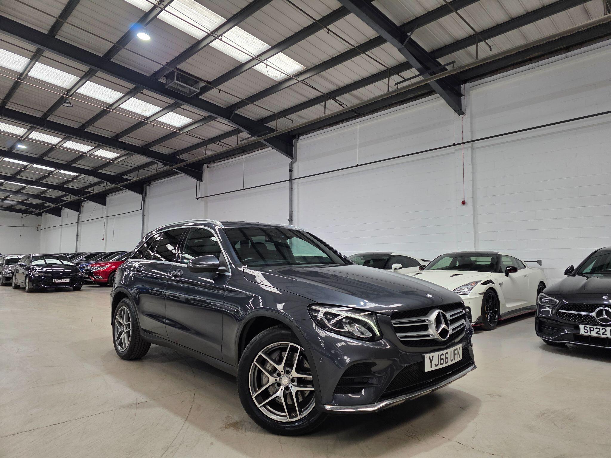 Mercedes-Benz GLC view 3