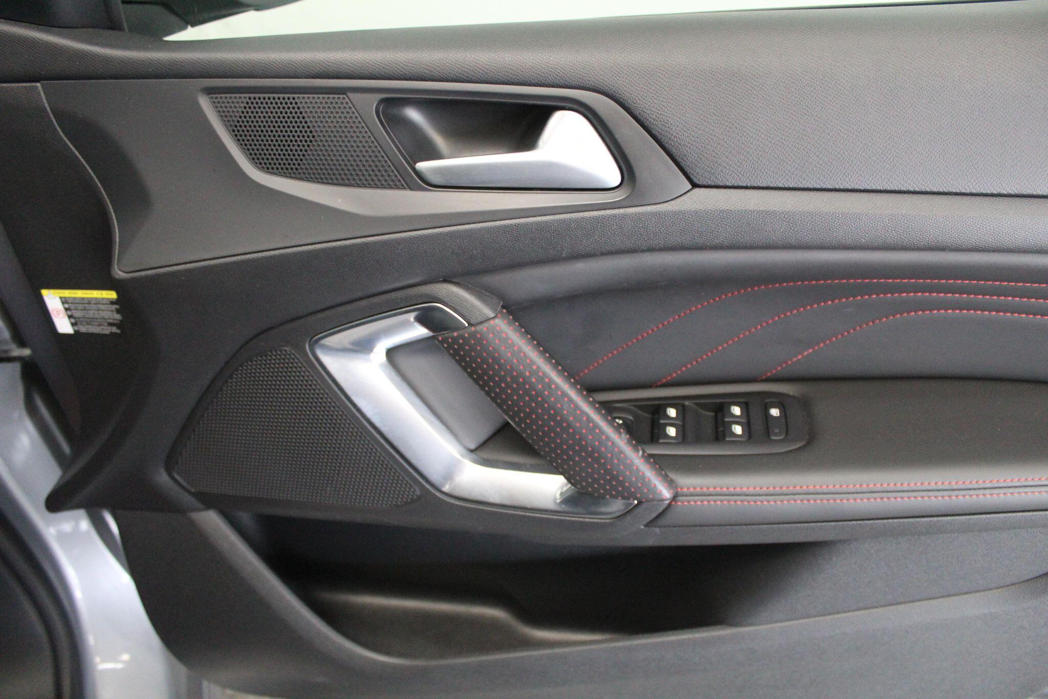 Peugeot 308 view 46
