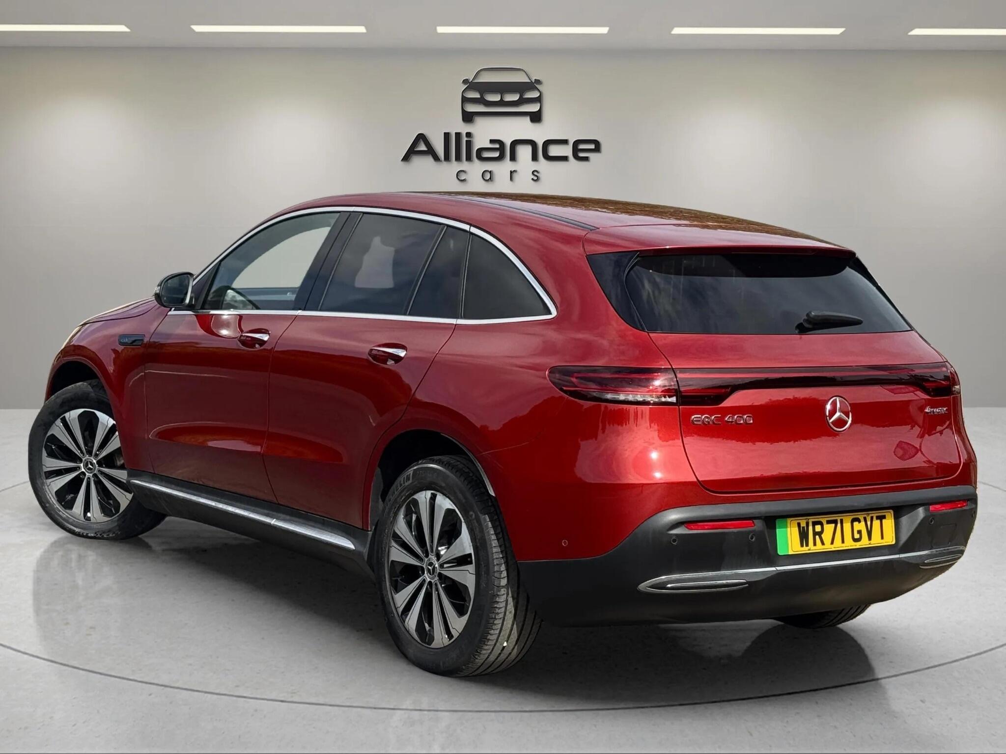 Mercedes-Benz EQC view 65