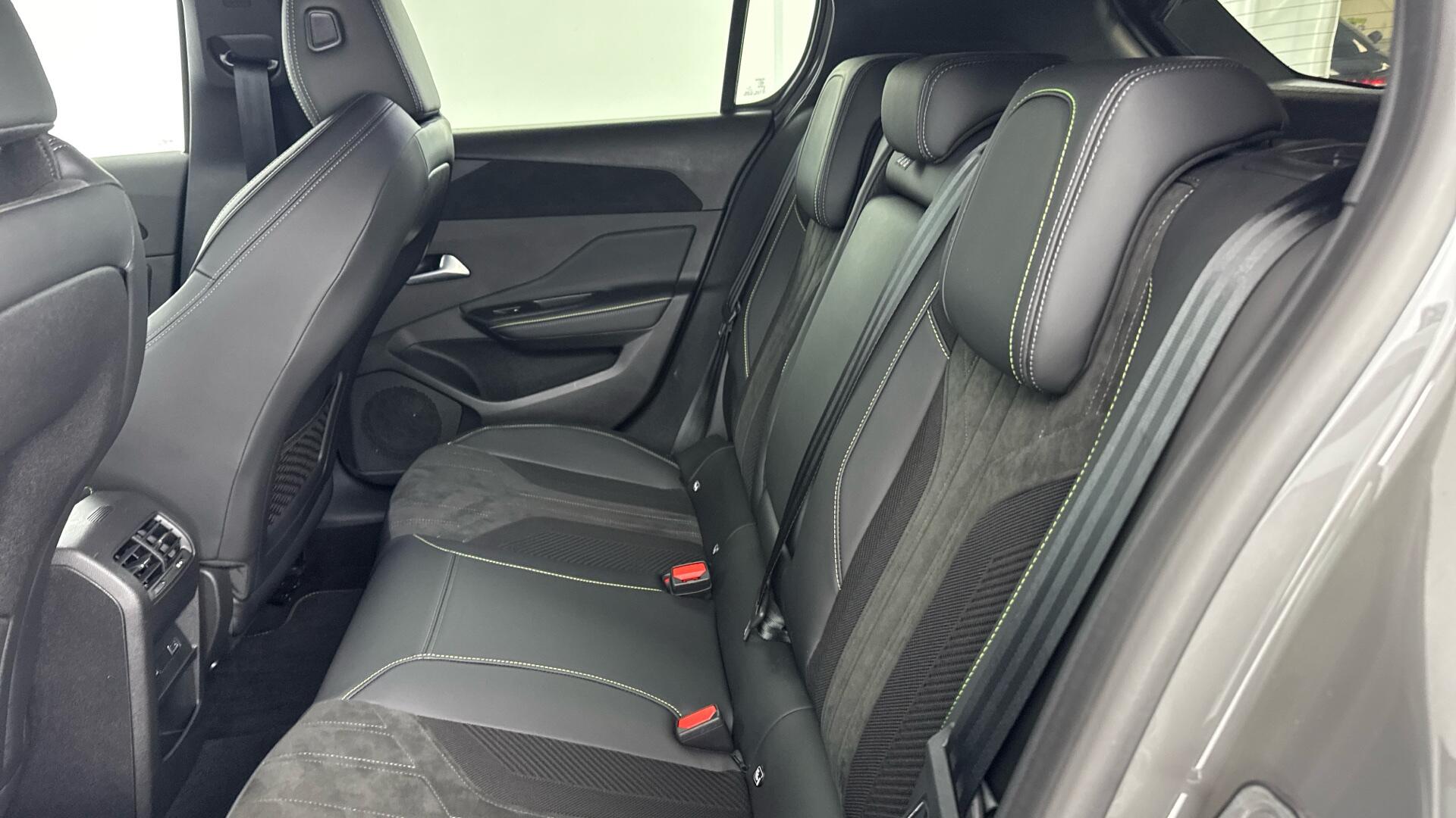 Peugeot 308 view 14