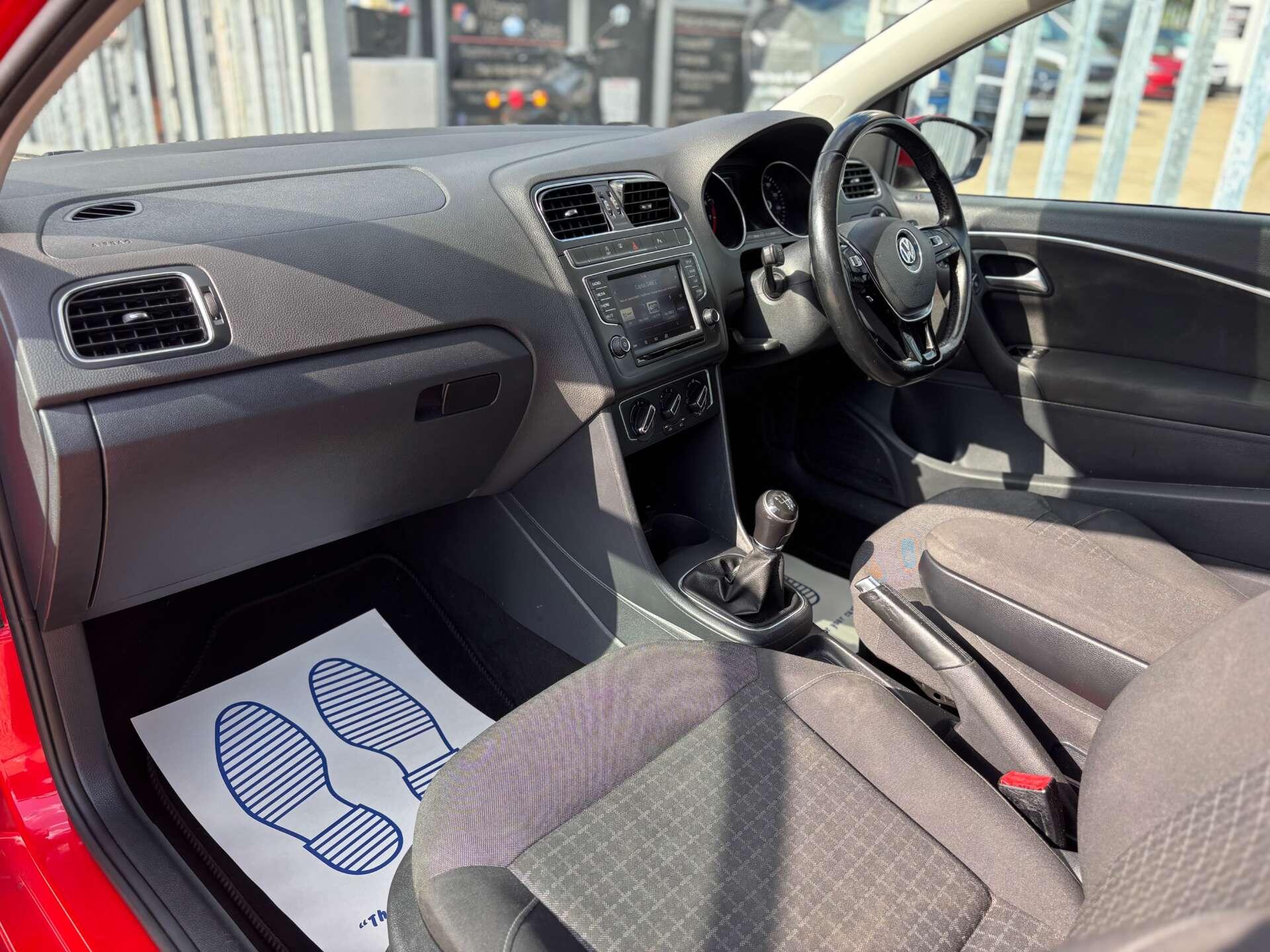 Volkswagen Polo view 32