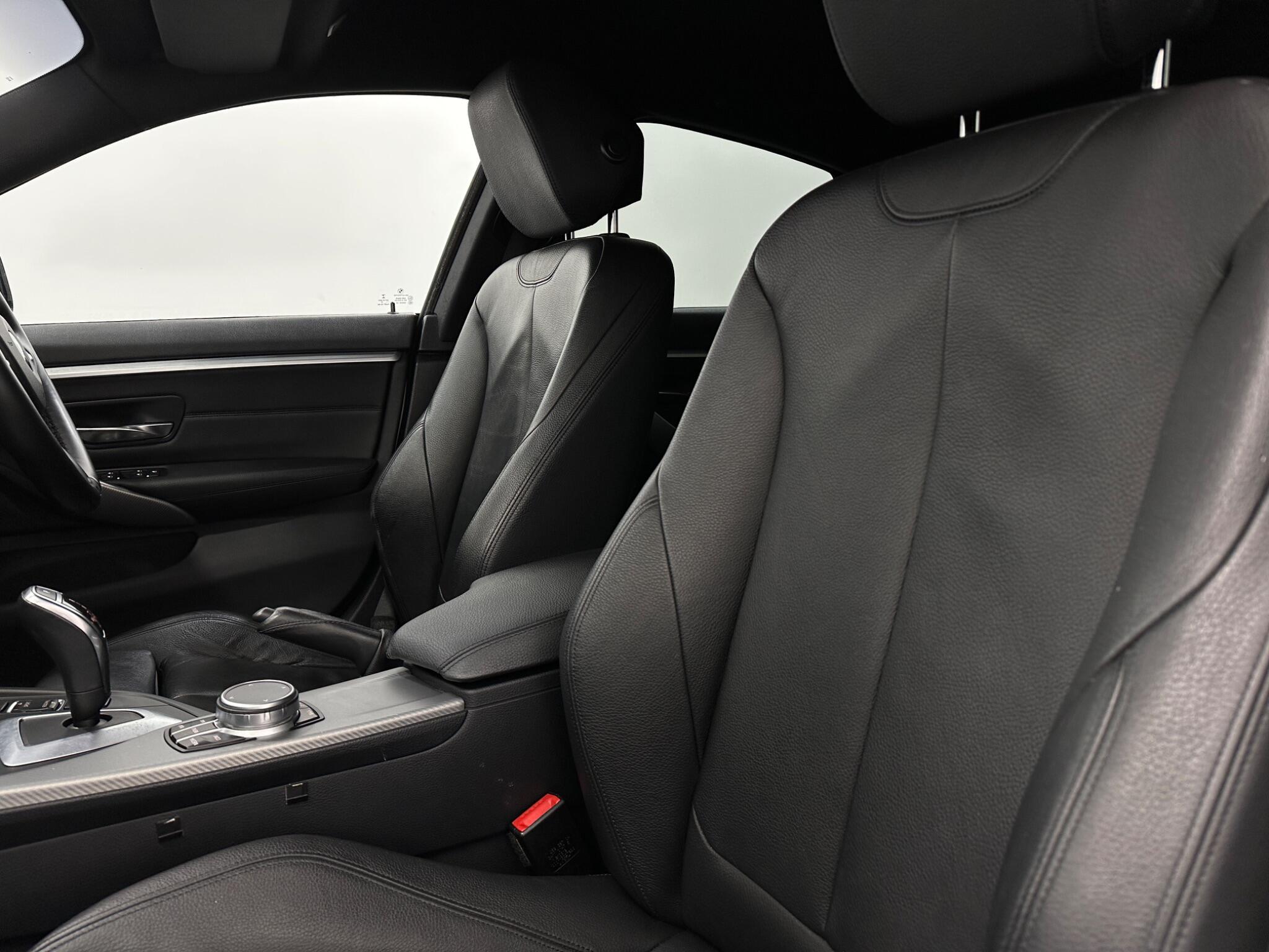 BMW 4 Series view 34