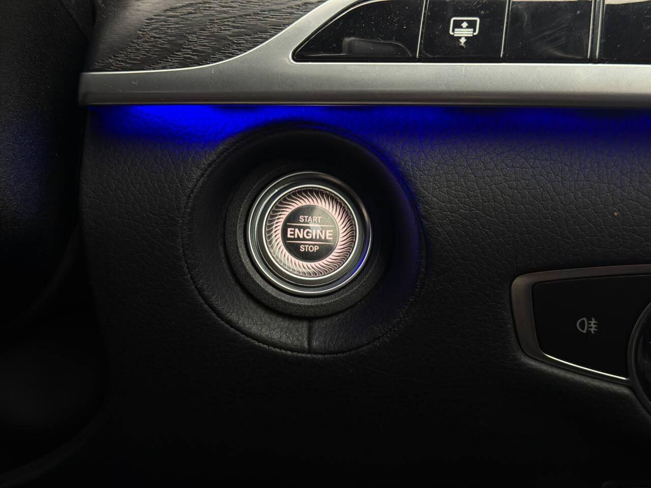 Mercedes-Benz S-Class view 40