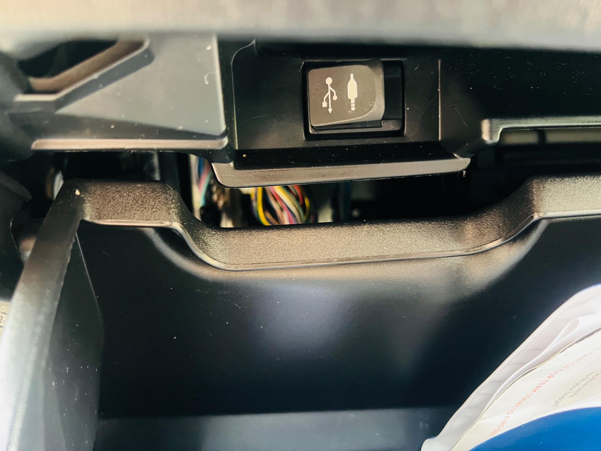 Toyota Yaris view 56