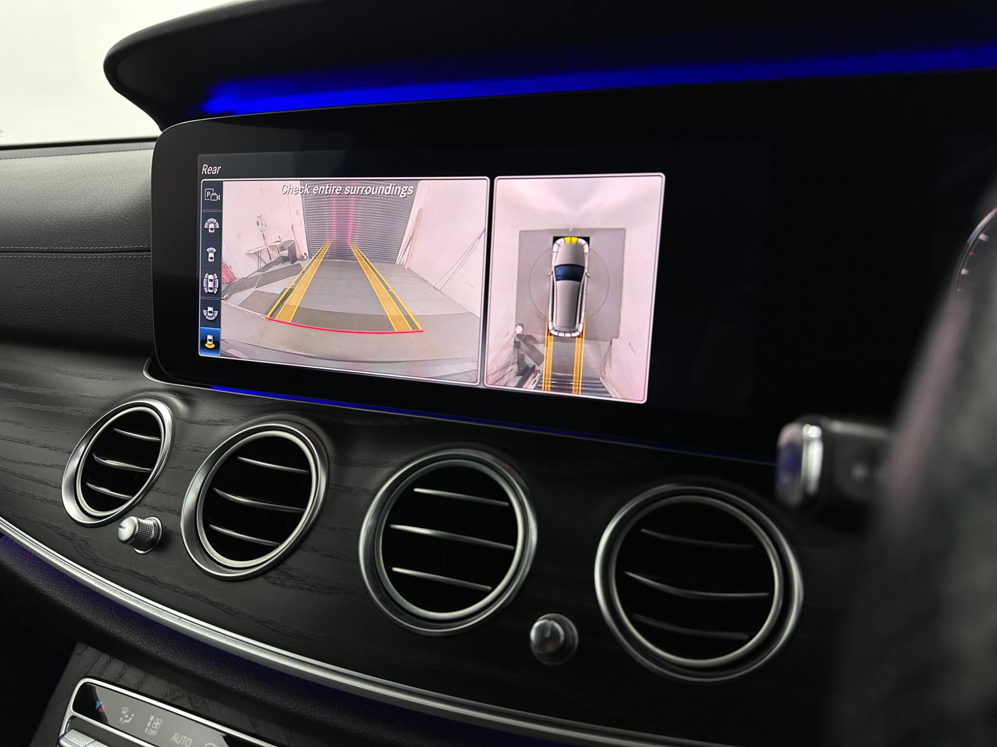 Mercedes-Benz E Class view 25