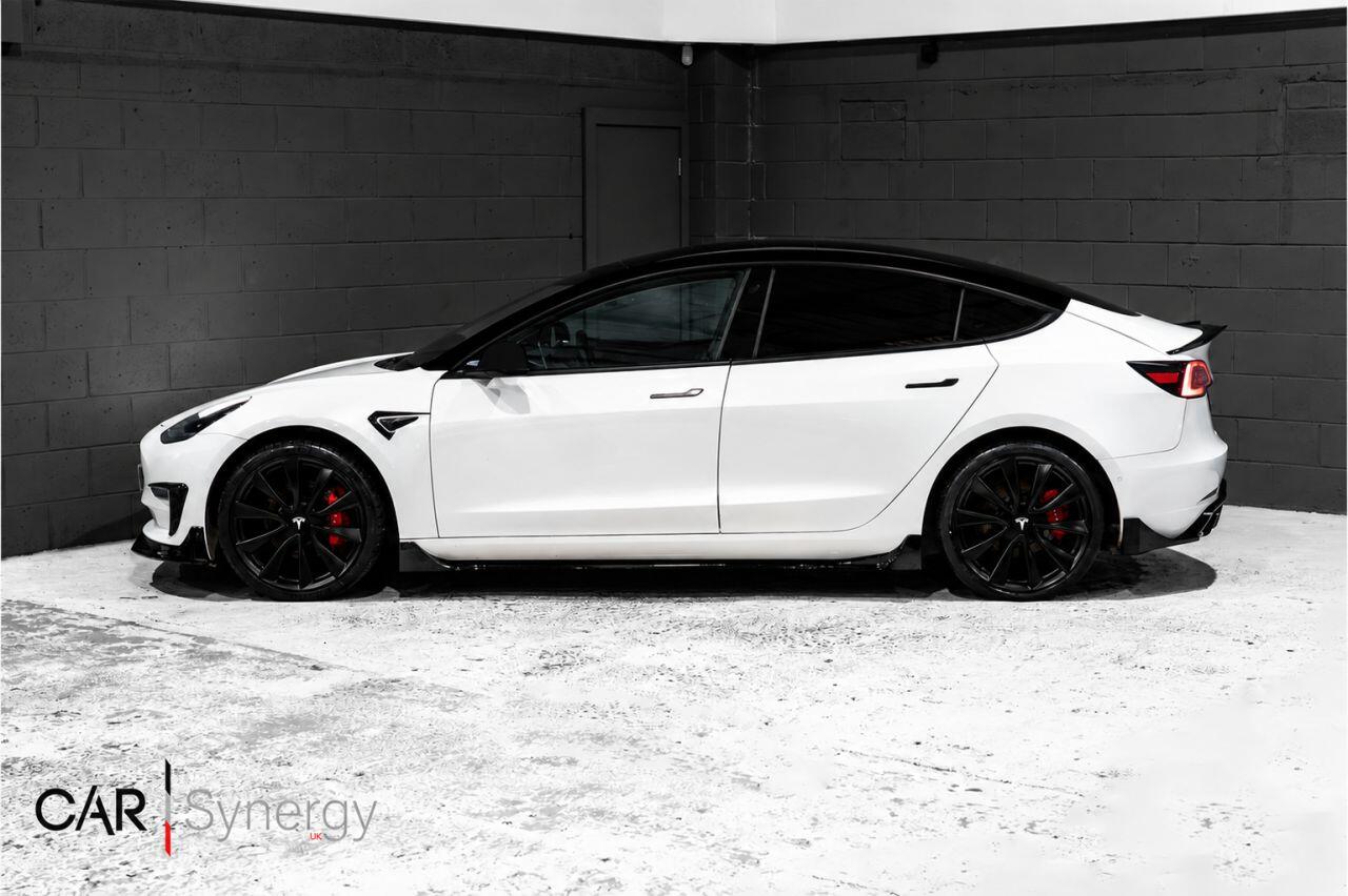 Tesla Model 3 view 4