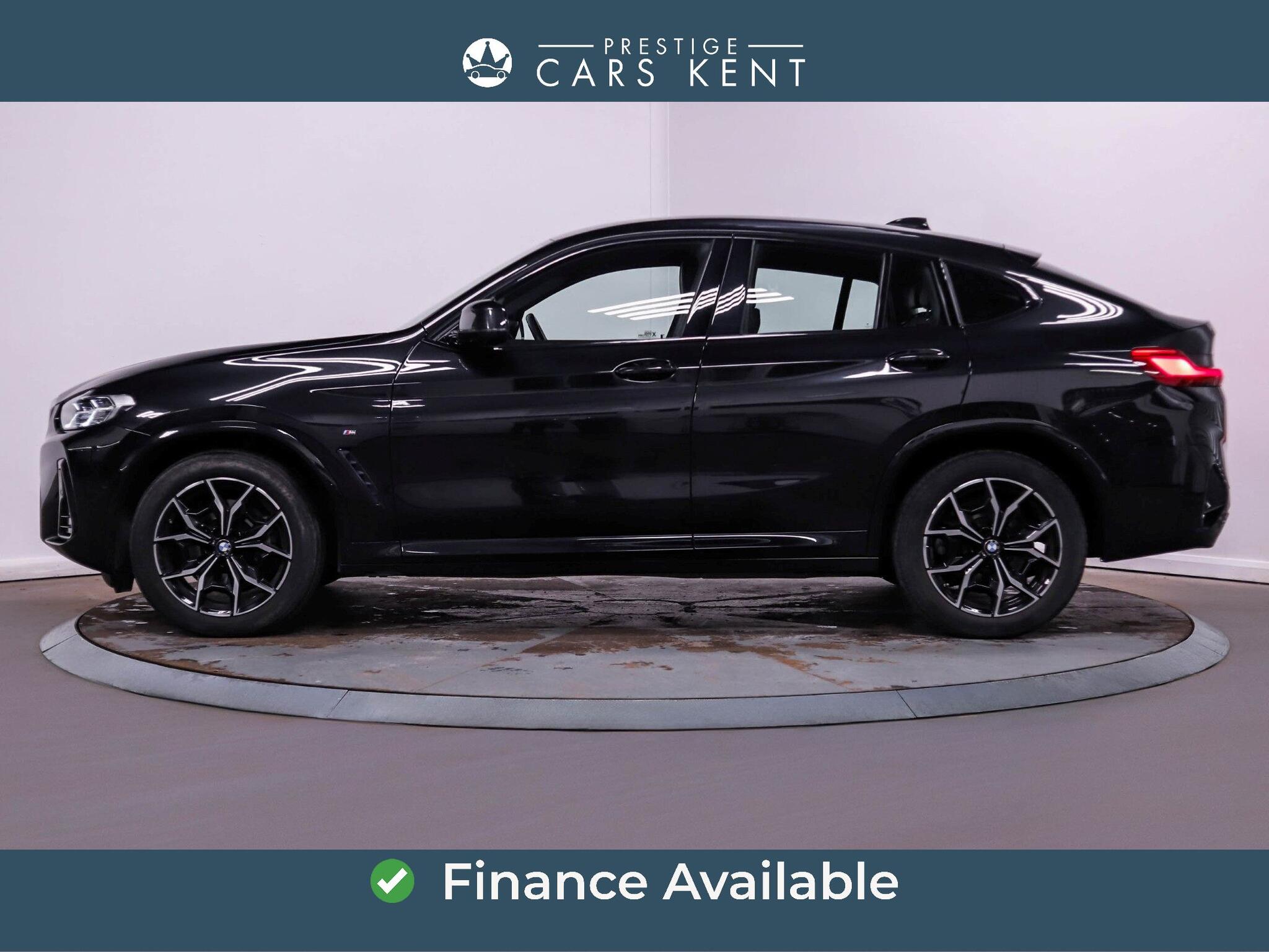 BMW X4 view 4