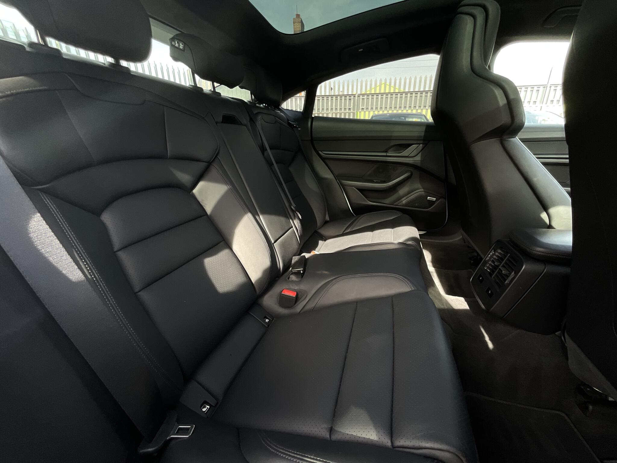 Porsche Taycan view 11