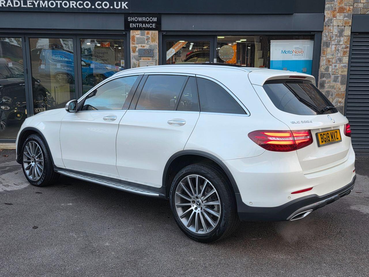 Mercedes-Benz GLC view 11