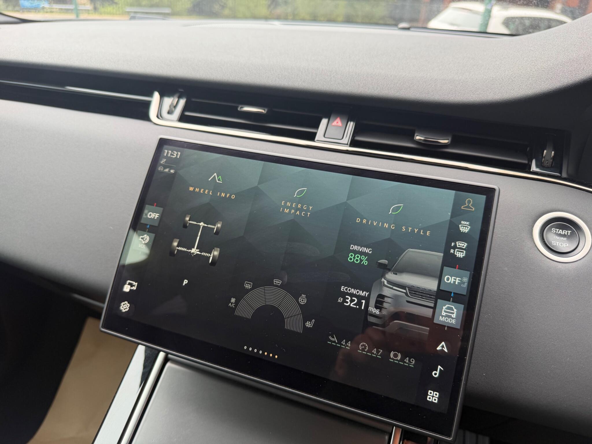 Land Rover Range Rover Evoque view 57