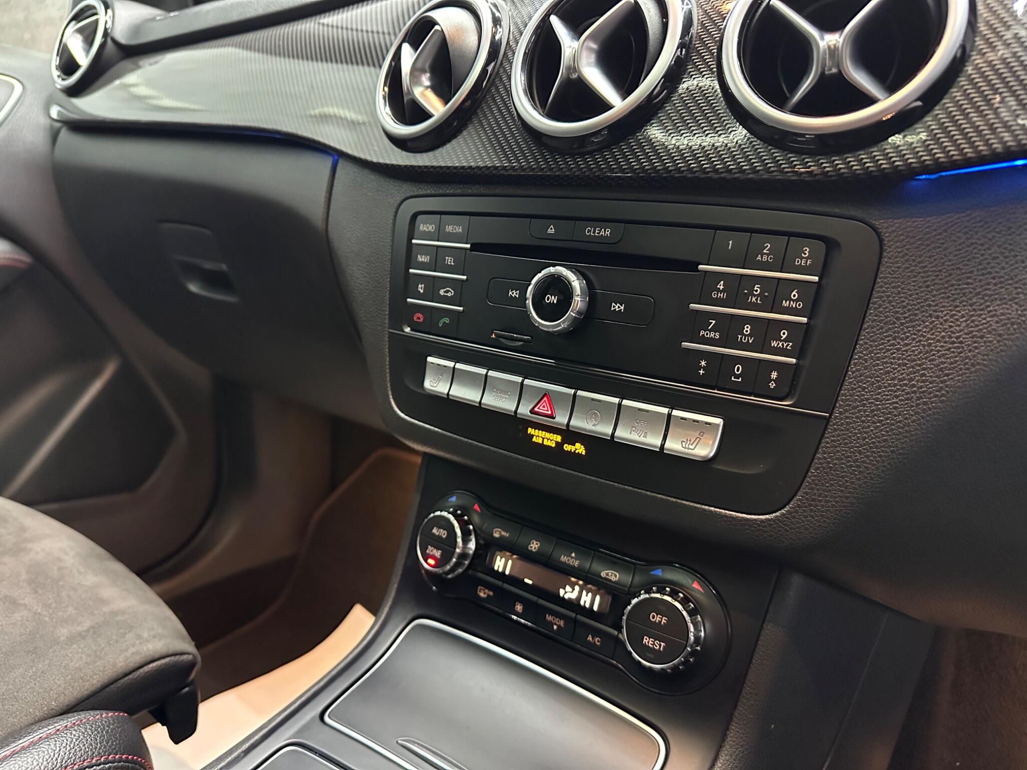 Mercedes-Benz B-Class view 22