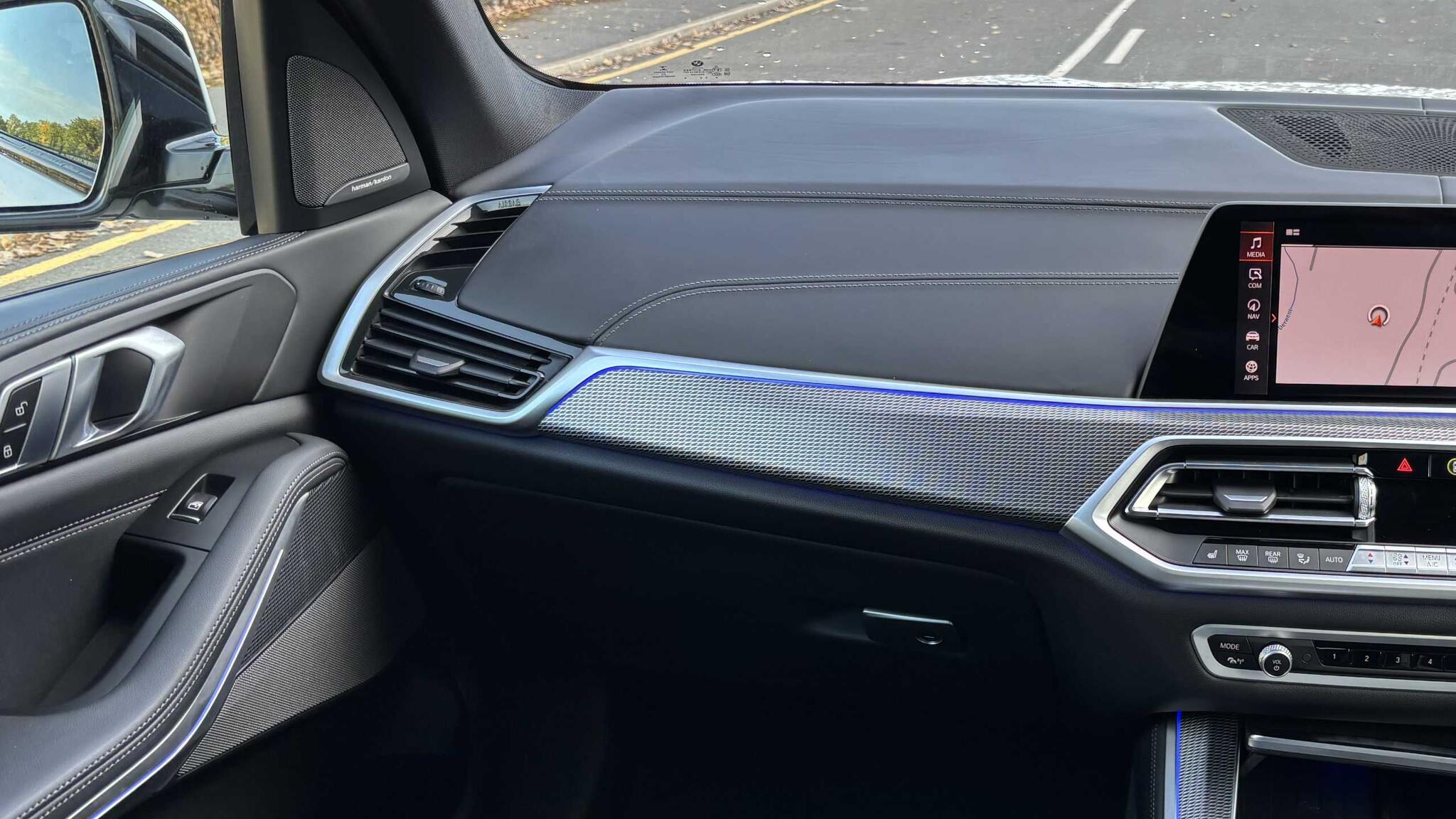 BMW X5 view 6