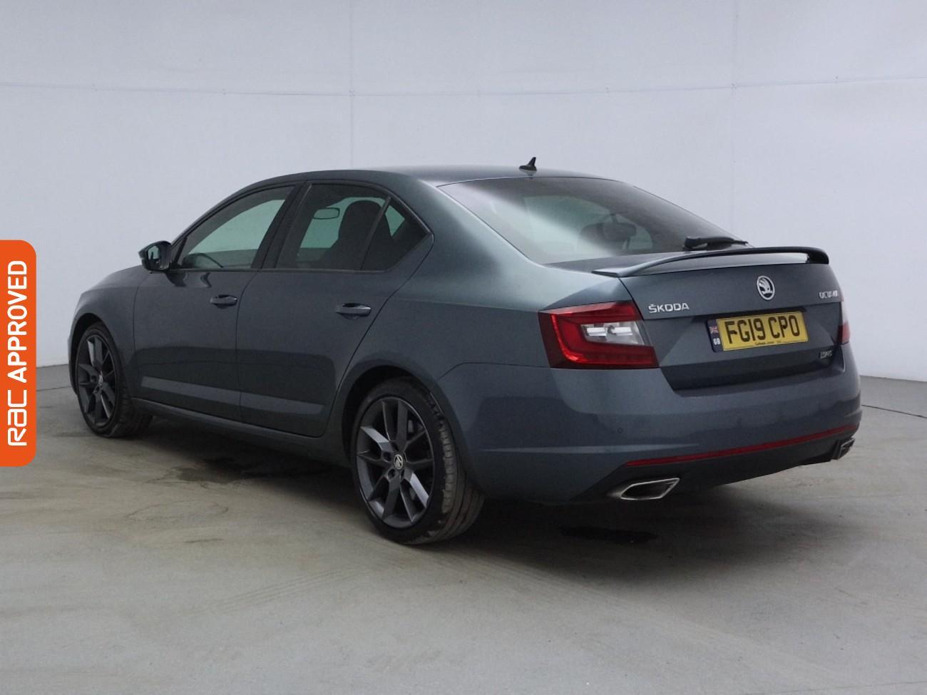 Skoda Octavia view 4