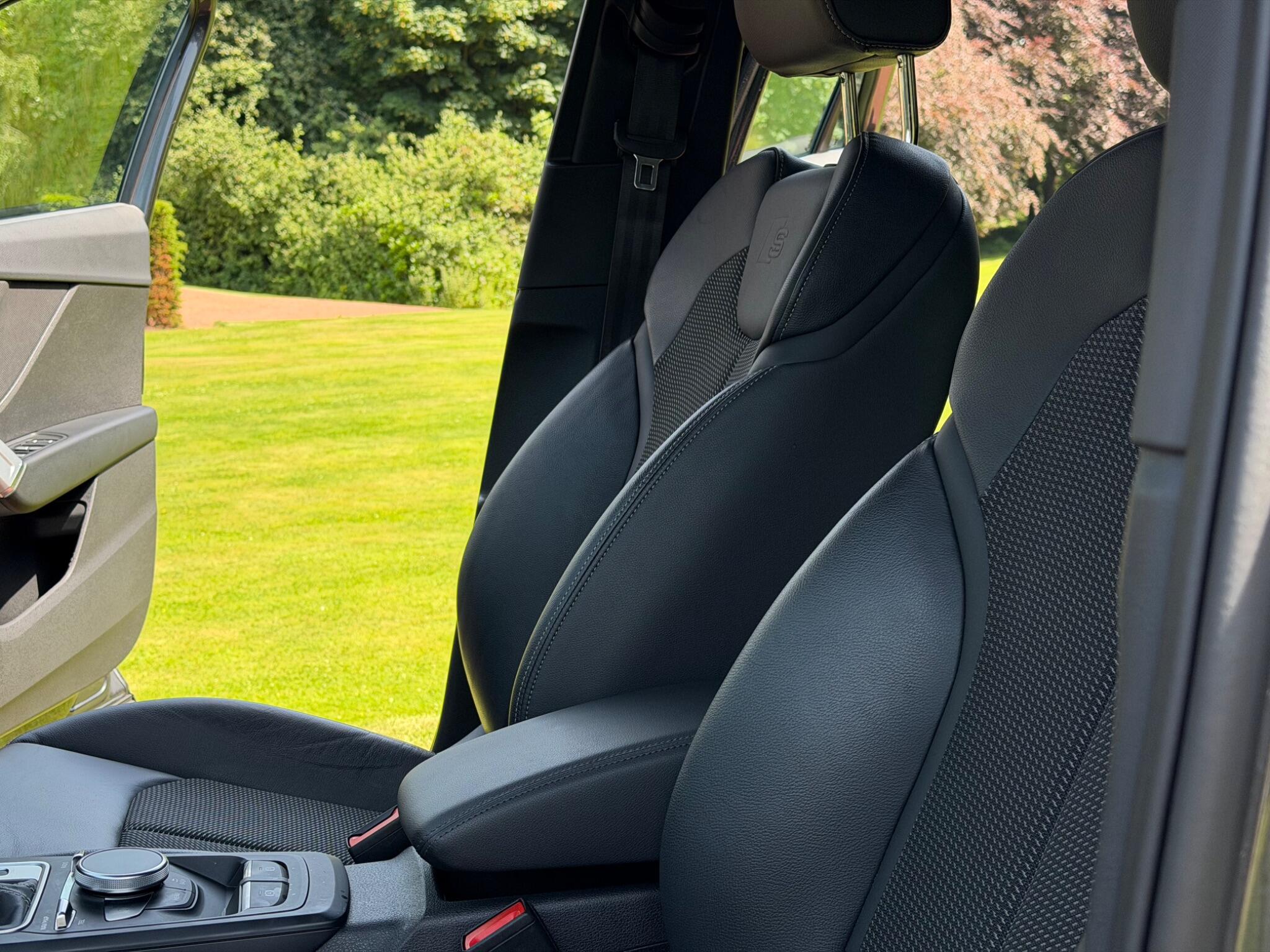 Audi Q2 view 7