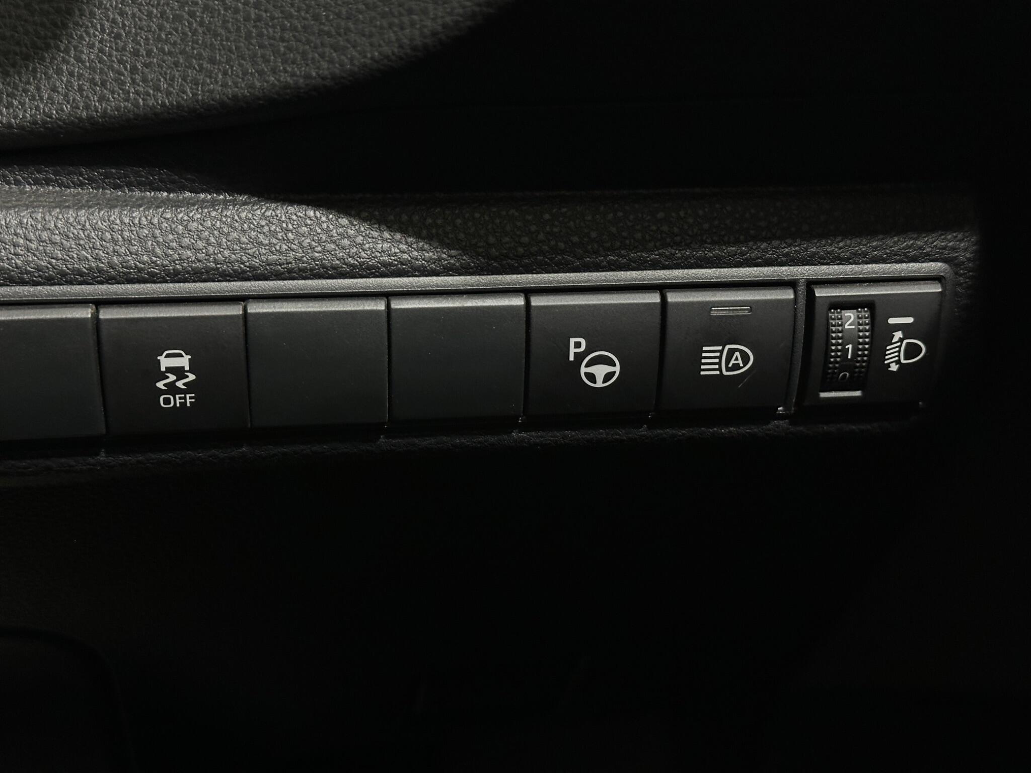 Toyota Corolla view 18