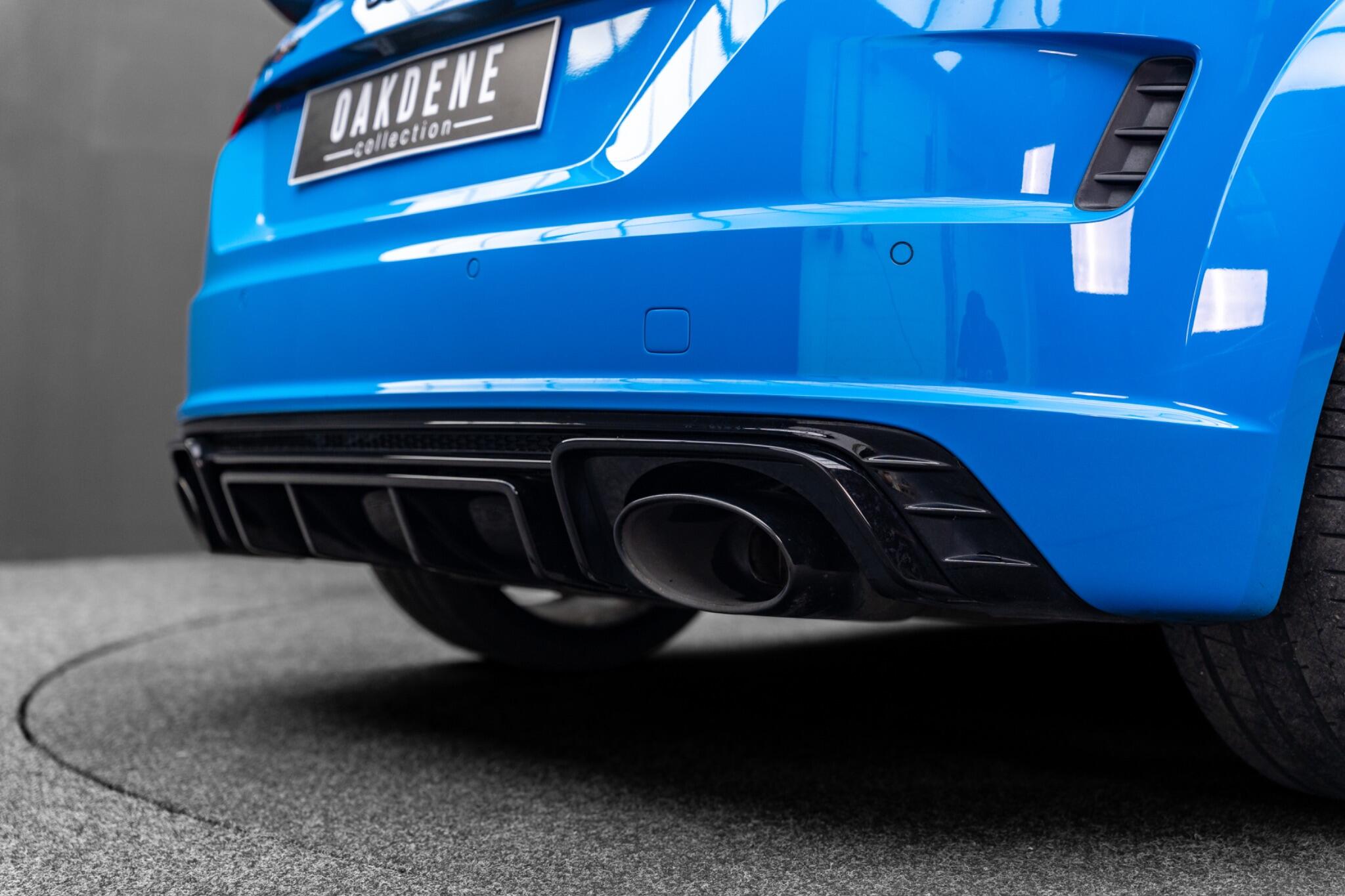 Audi TT RS view 49