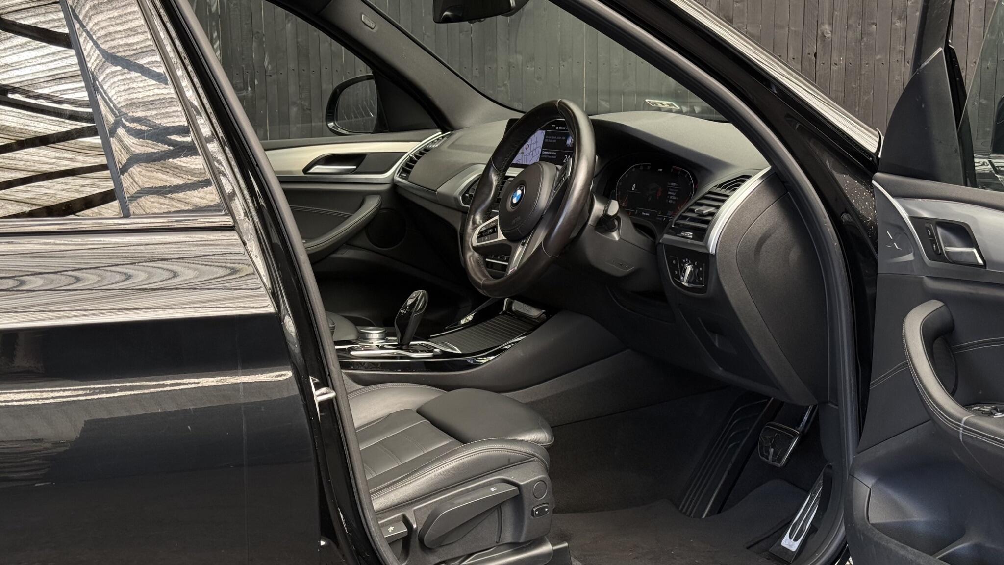 BMW X3 view 14