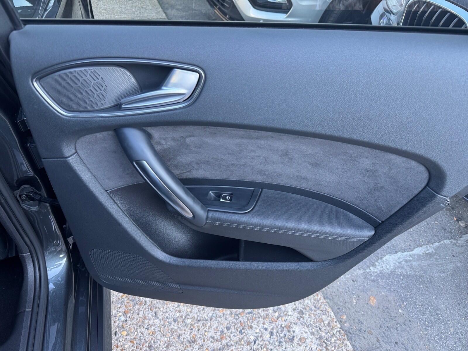 Audi A1 view 20