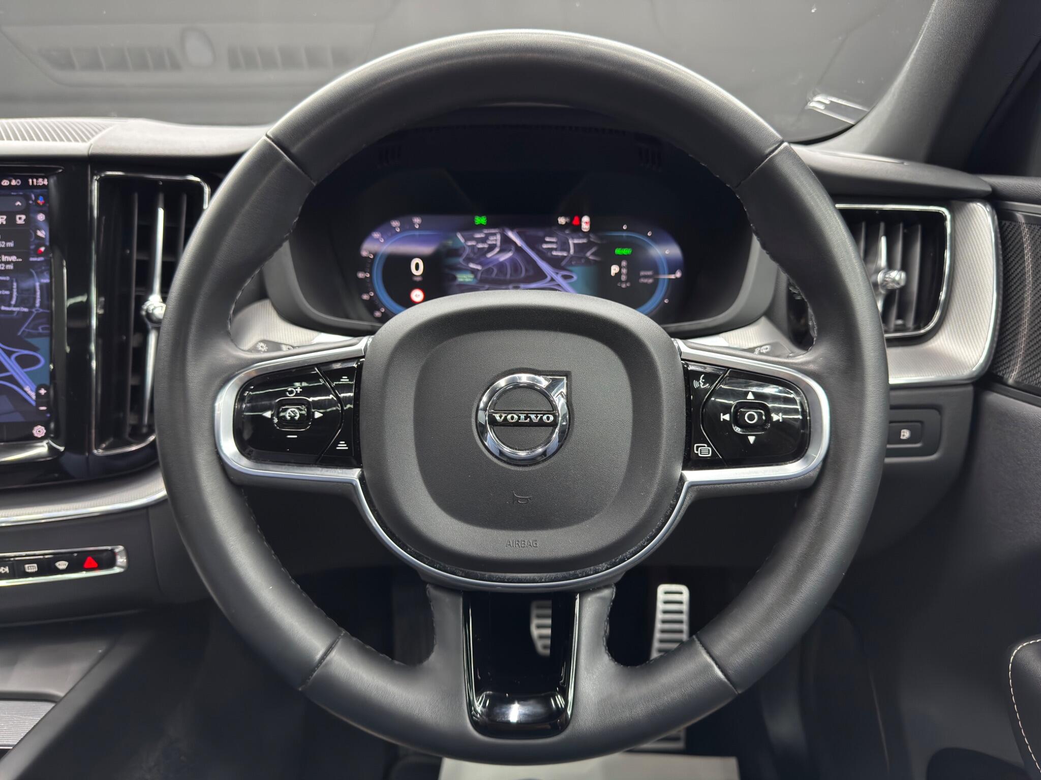Volvo XC60 view 19