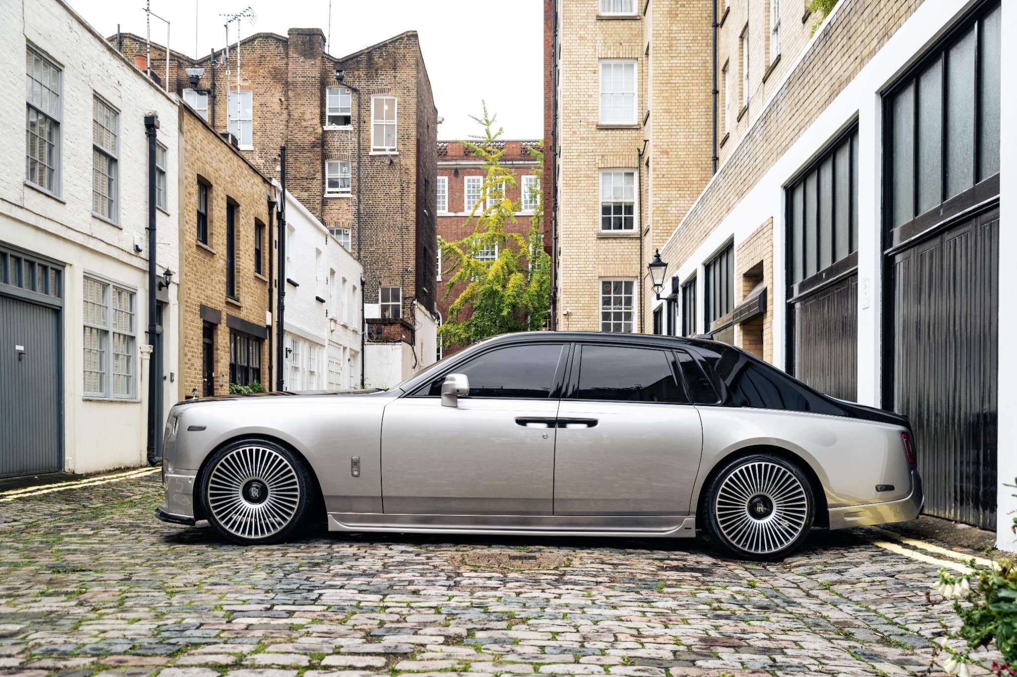 Rolls-Royce Phantom view 62