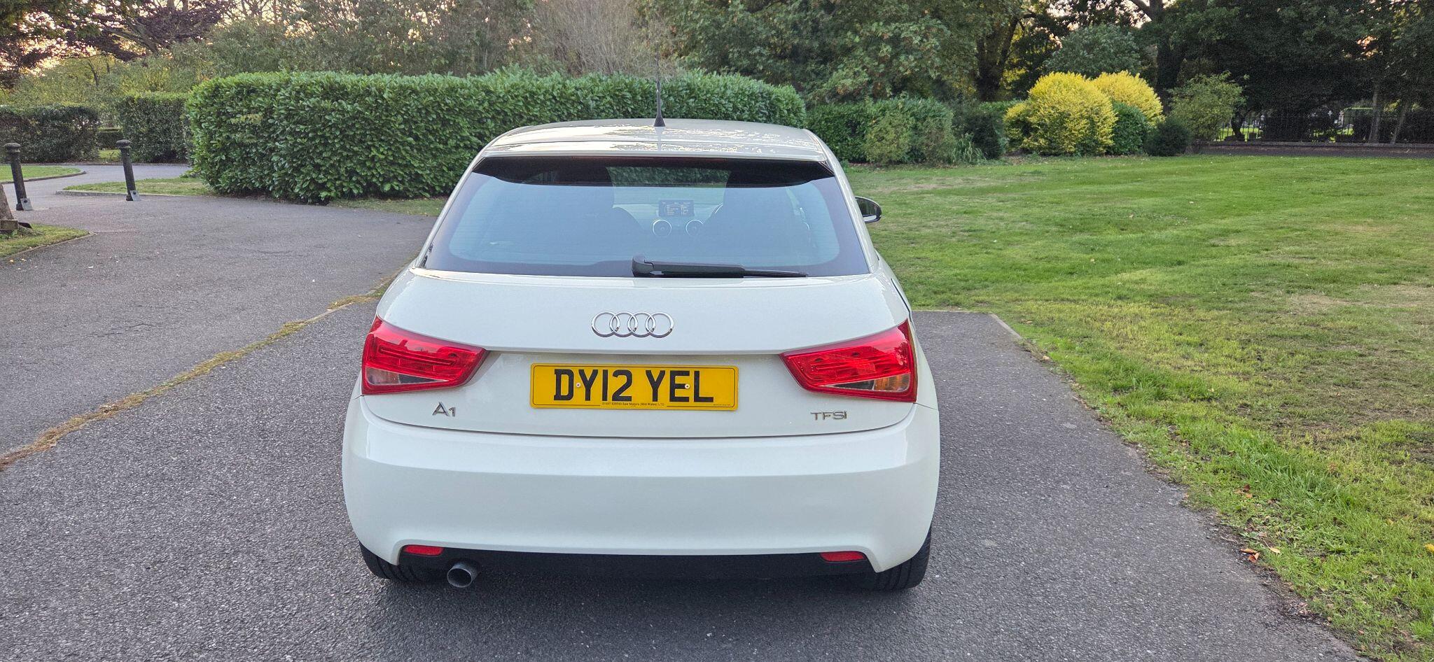 Audi A1 view 8
